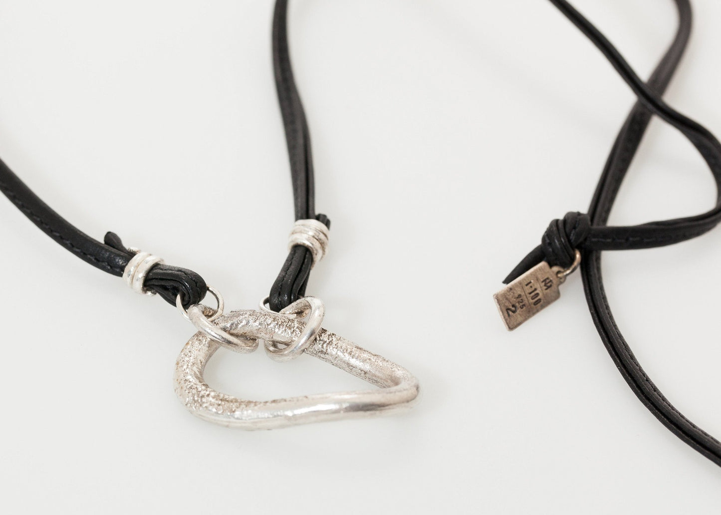 Bracelet 65 in Black - annaclothes