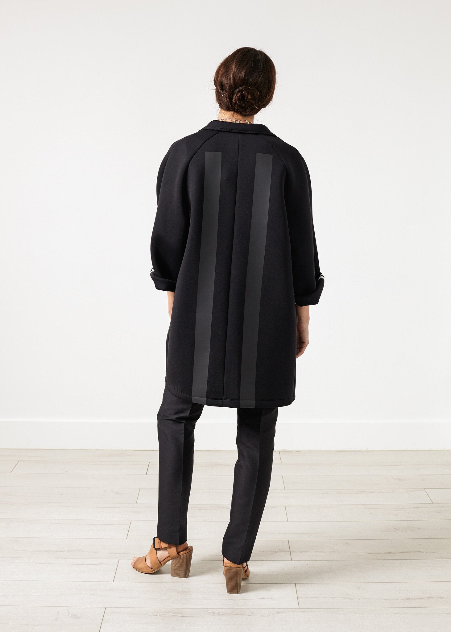 Neoprene Flower Coat in Black - annaclothes
