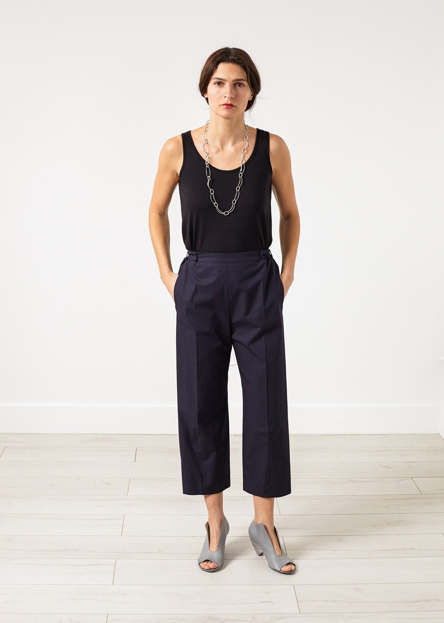 Wide Cropped Trouser in Navy - annaclothes