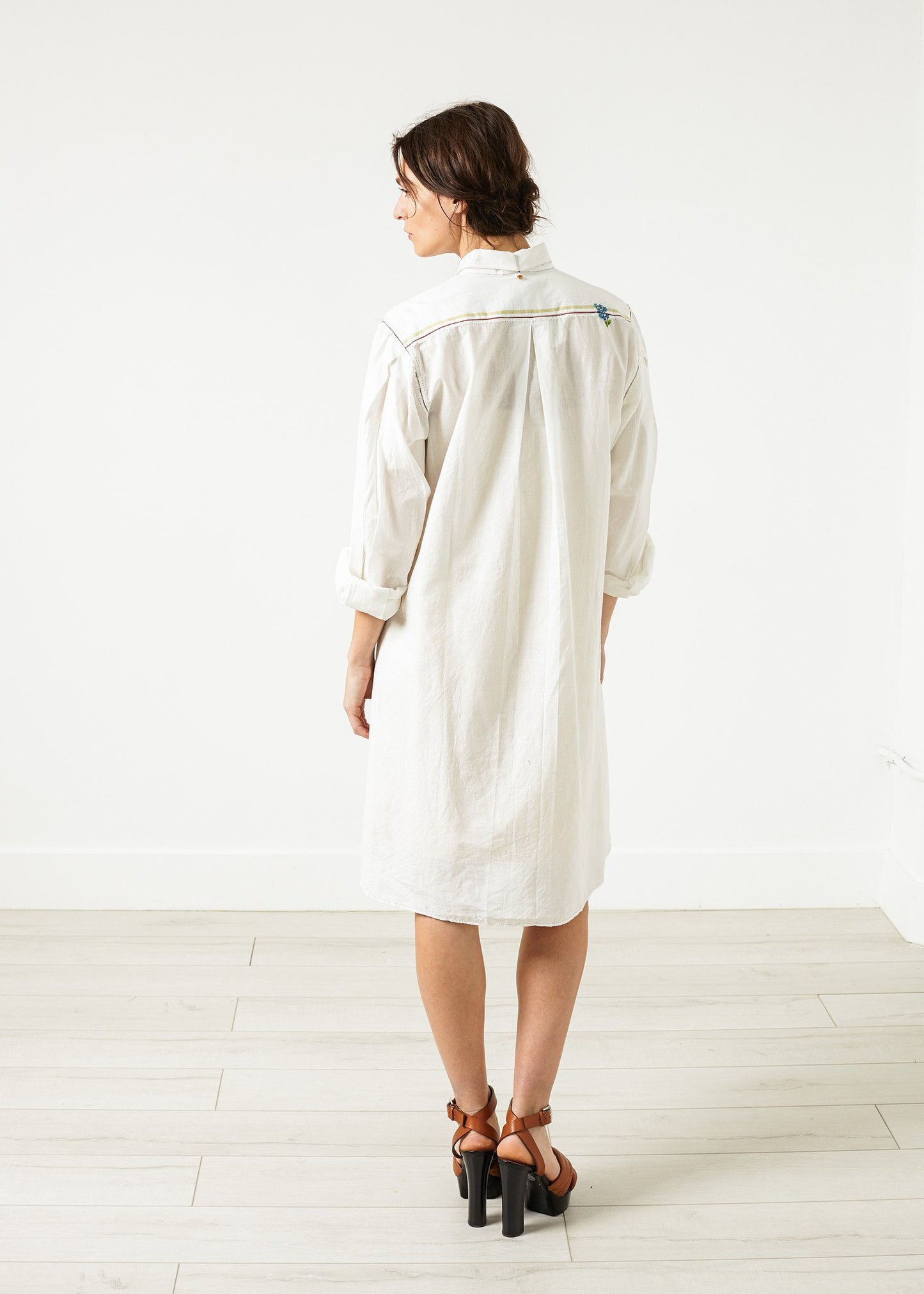 Pleated Sleeve Tunic in White - annaclothes