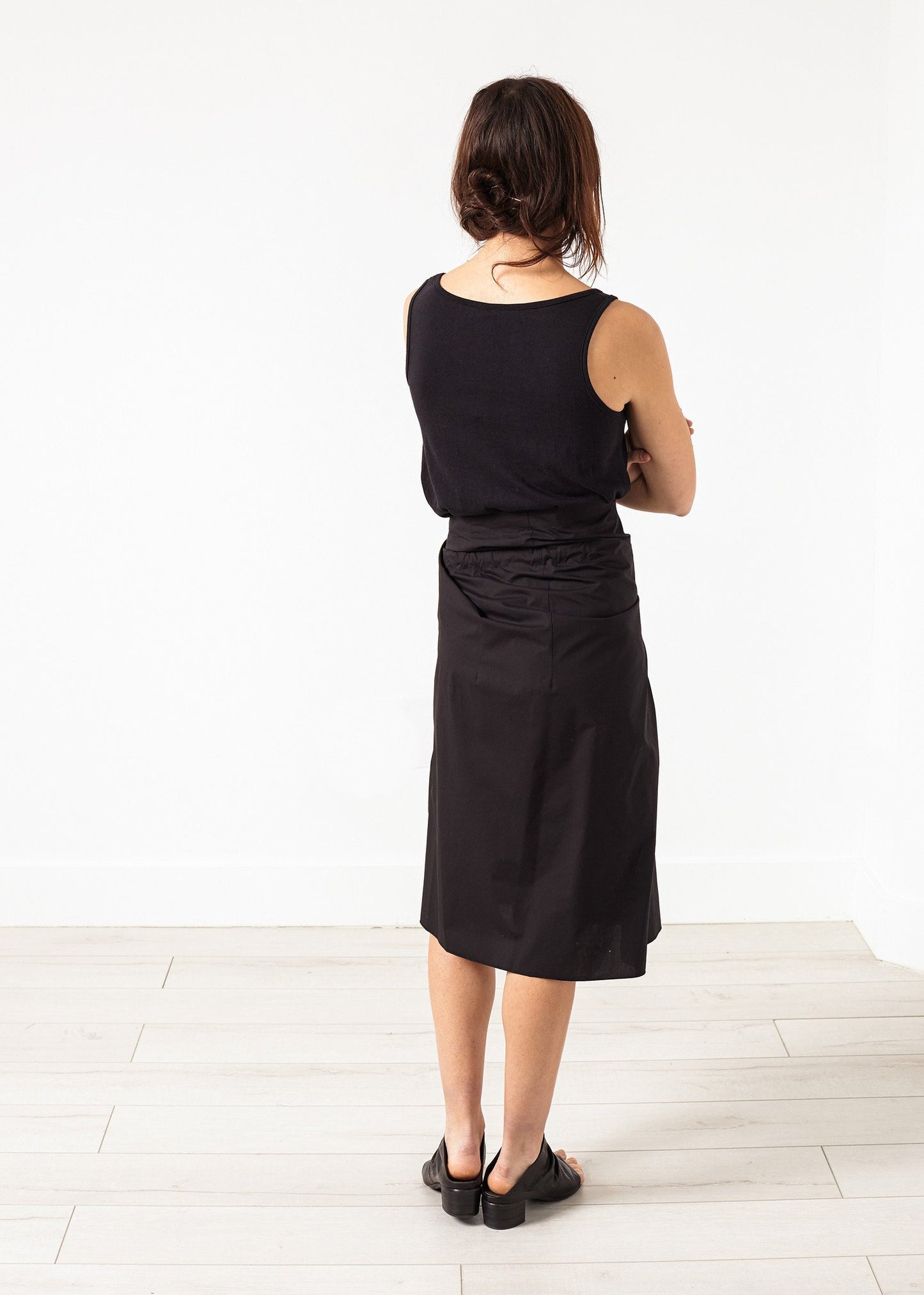 Bow Skirt in Black - annaclothes