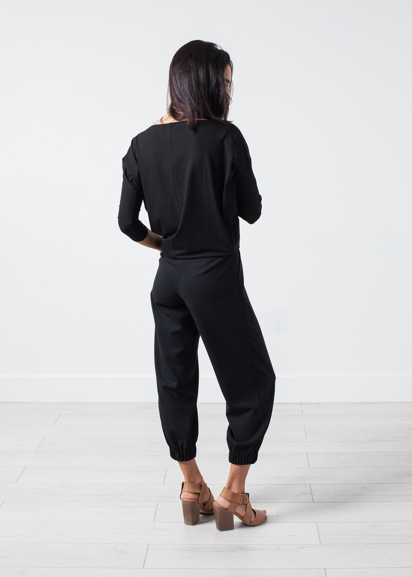 Boat Neck Top in Black - annaclothes