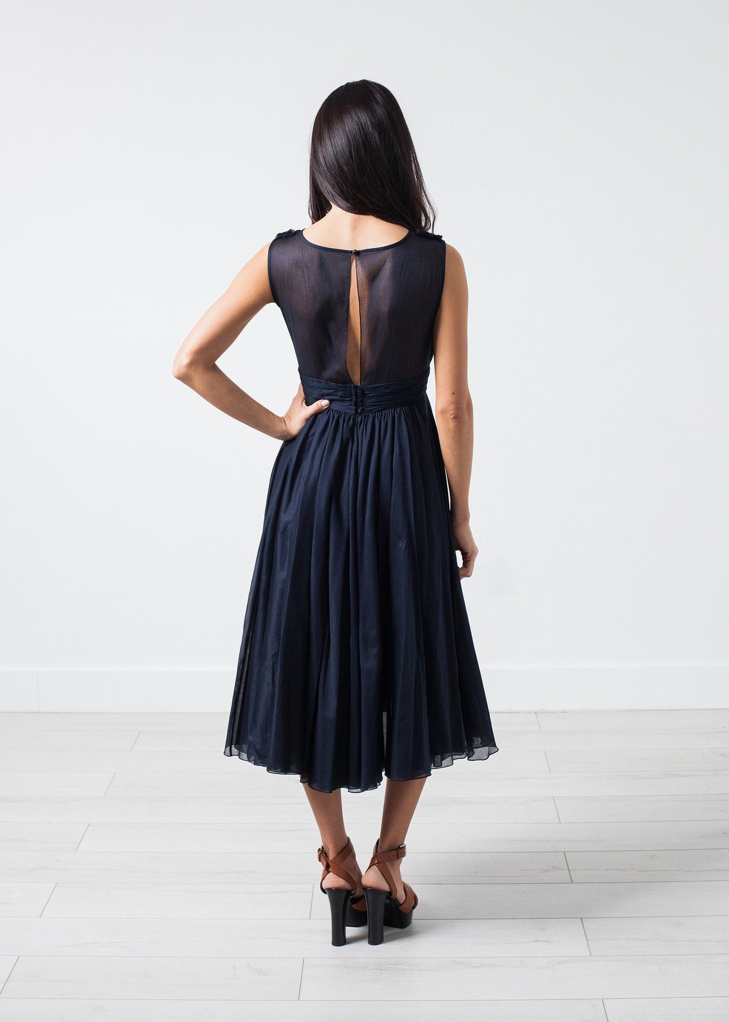 Voile V-Neck Dress in Navy - annaclothes