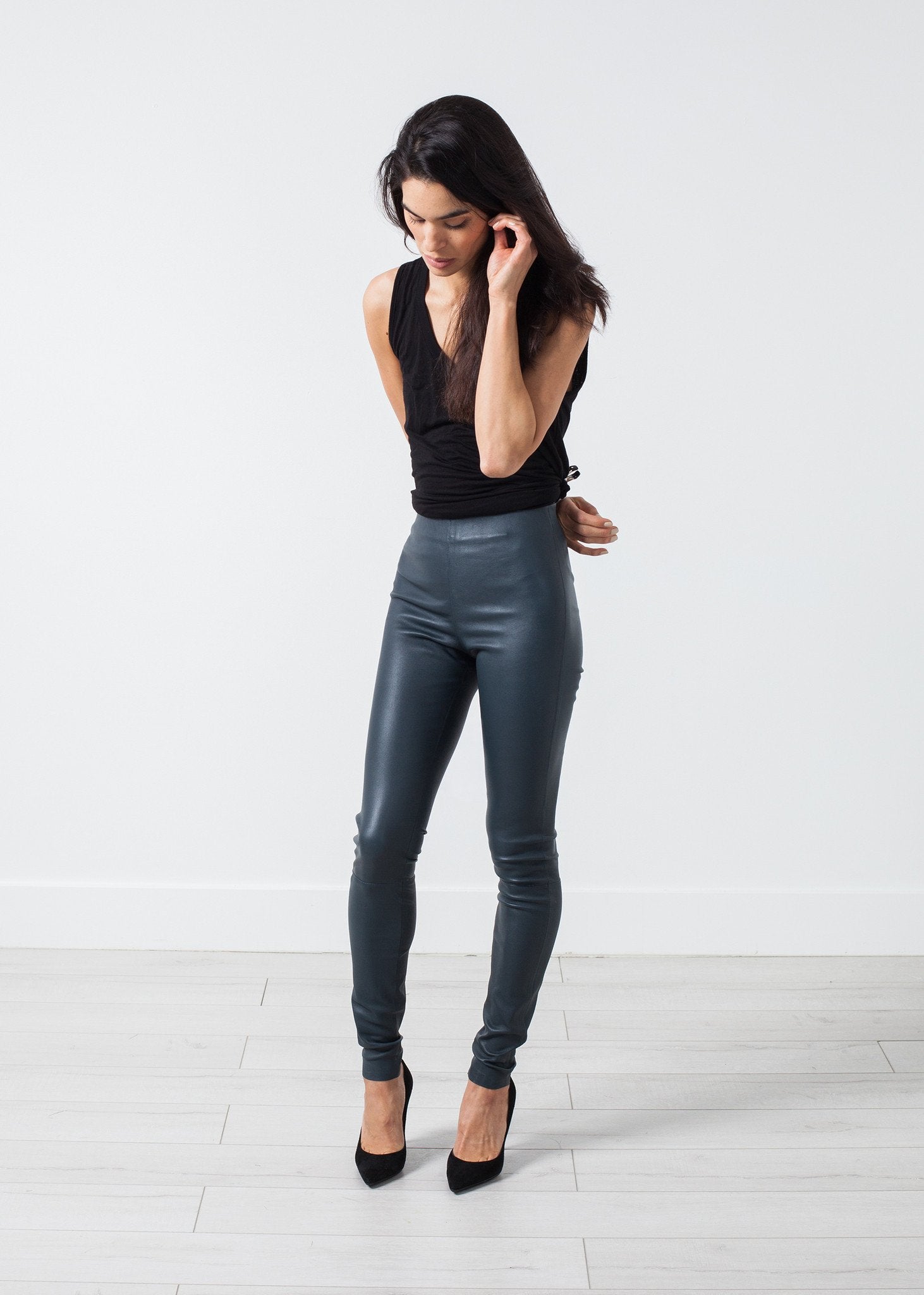 Elenaso Leather Trouser in Cool Grey - annaclothes