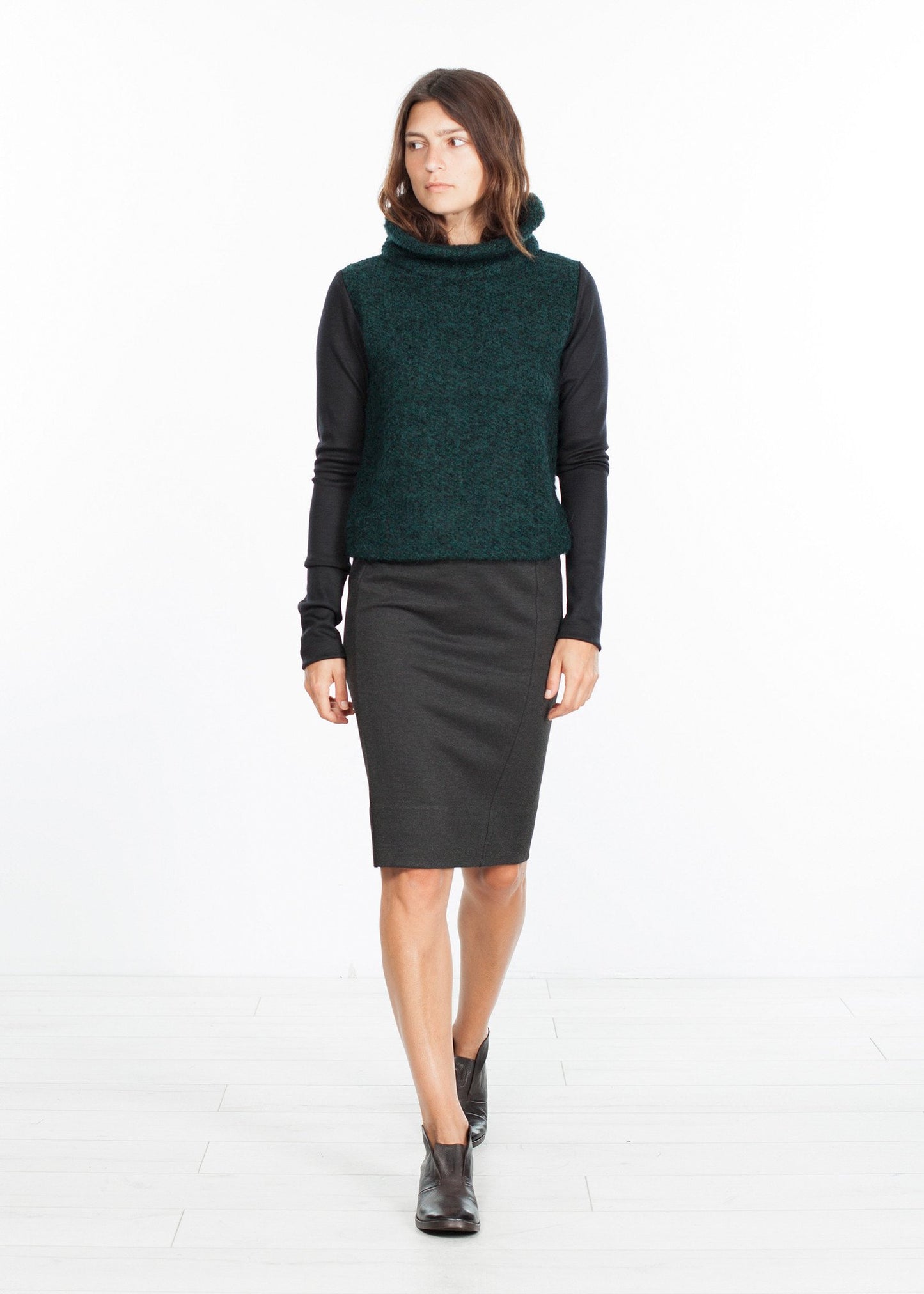 Boucle Turtle Neck in Green/Black - annaclothes
