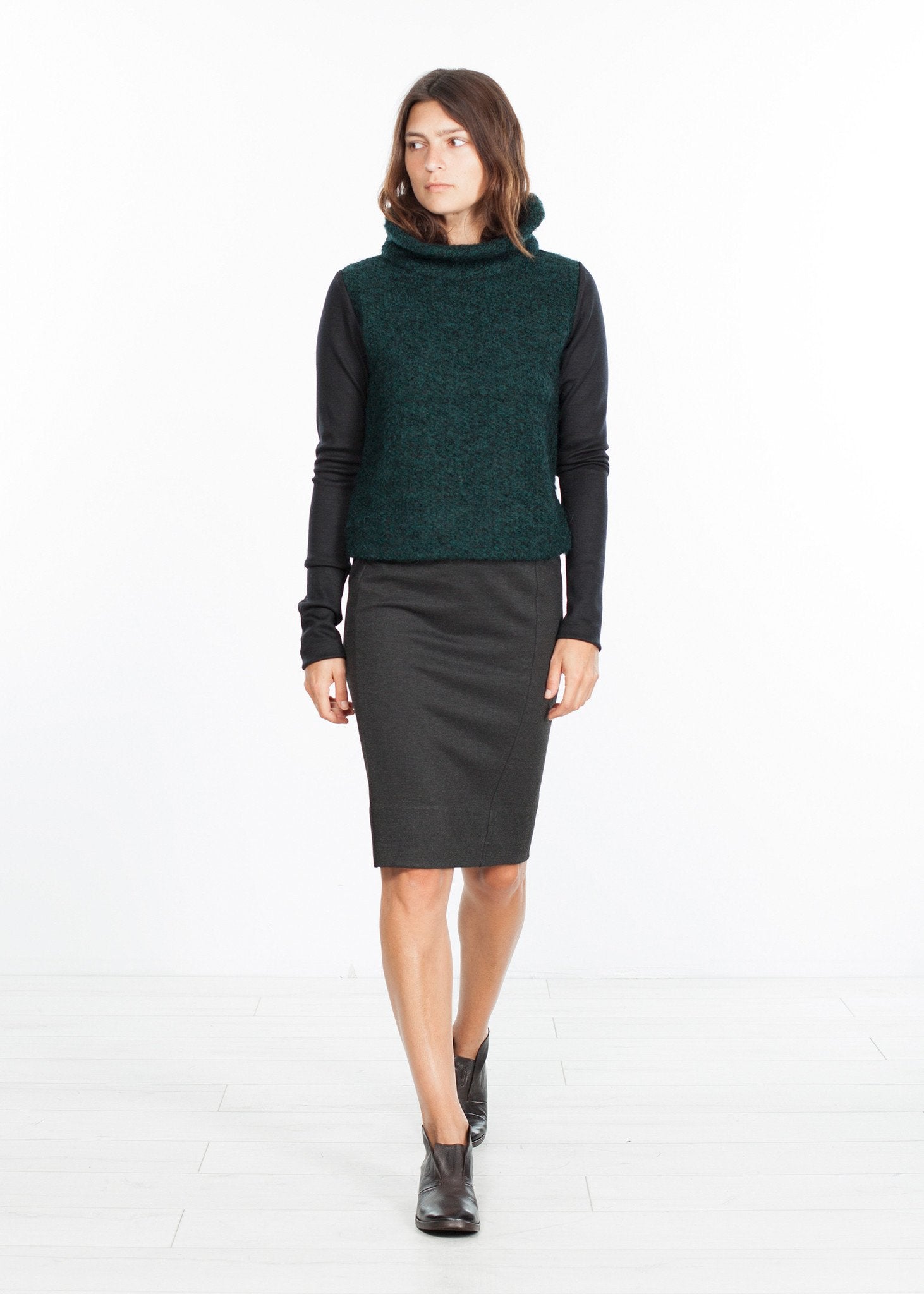 Boucle Turtle Neck in Green/Black - annaclothes