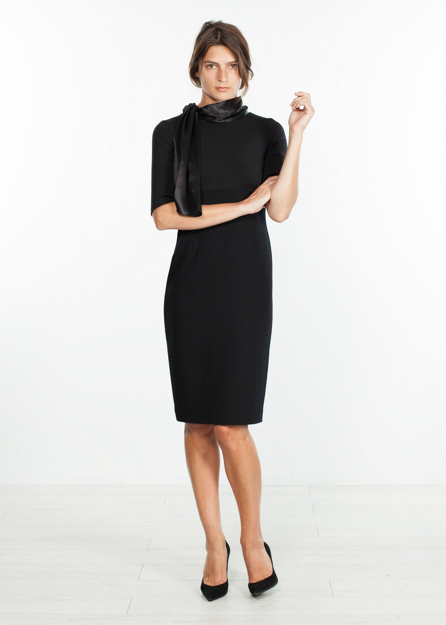 Tie Neck Wool Dress in Black - annaclothes