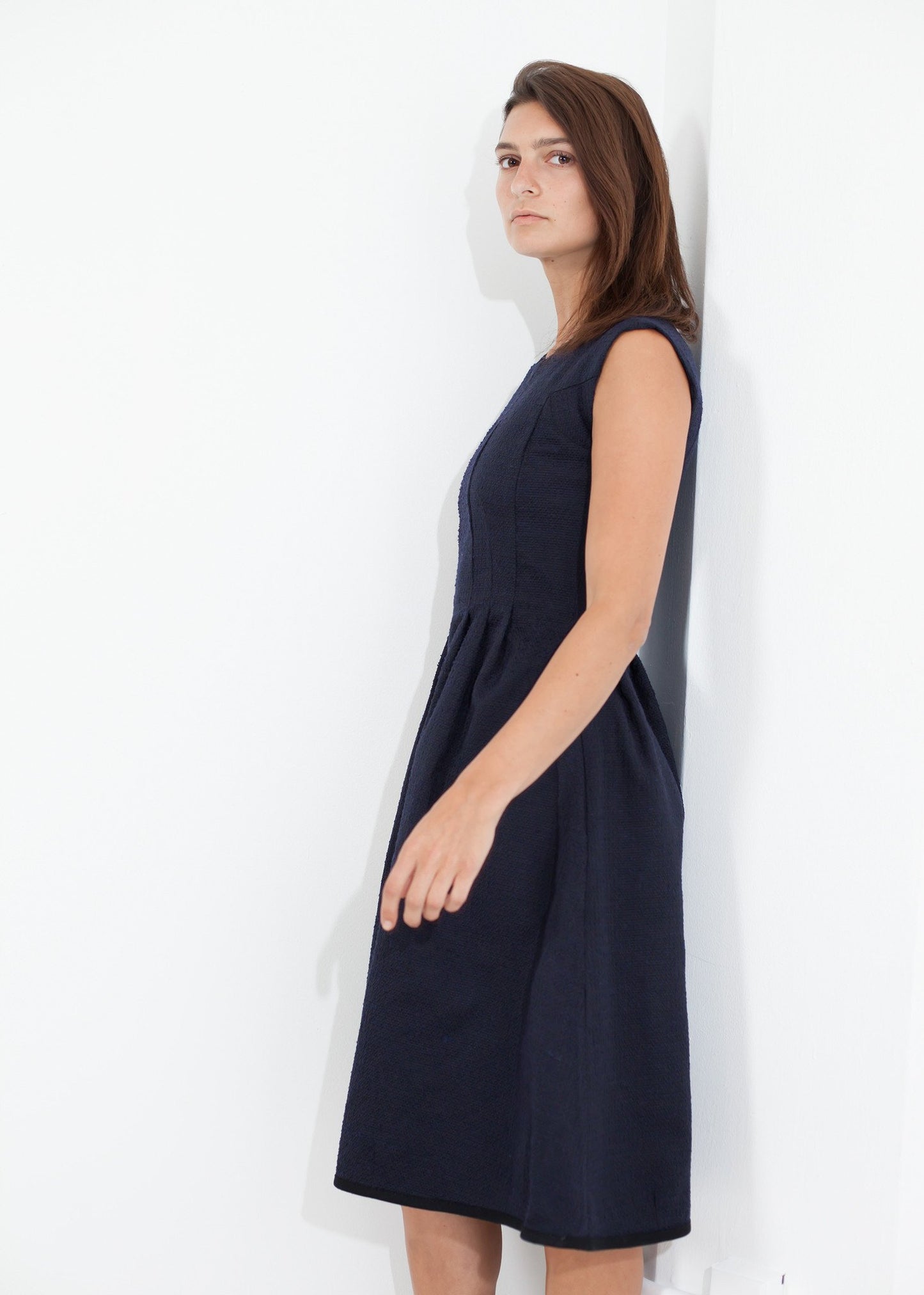 Pleated Rita Dress in Dark Navy - annaclothes