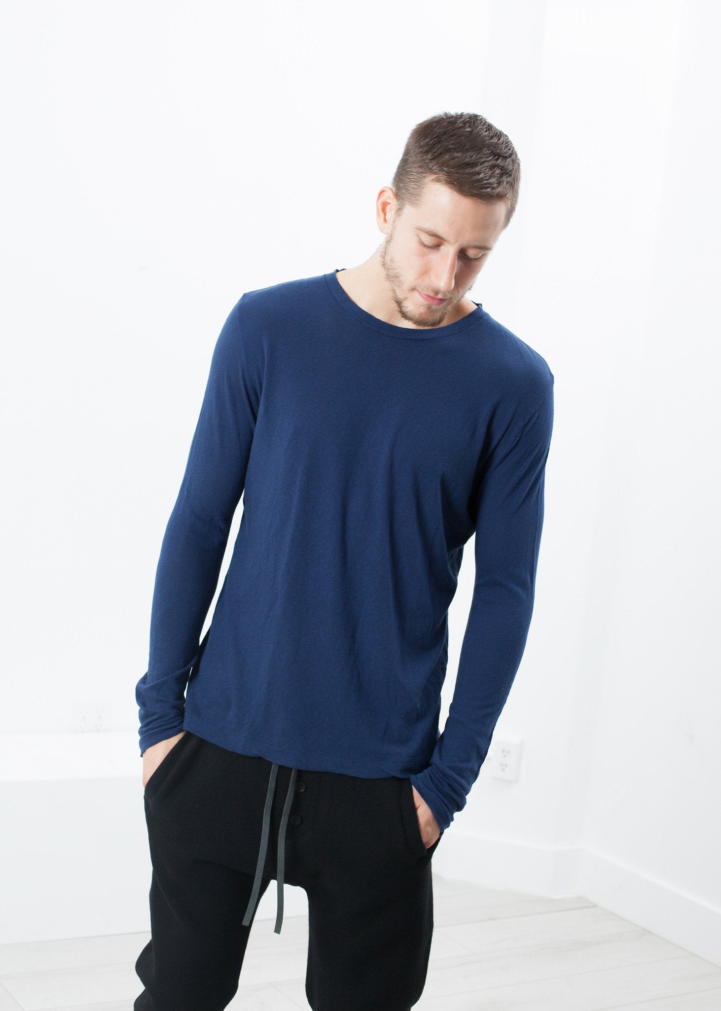 Cashmere Jersey Long Sleeve Tee in Navy - annaclothes