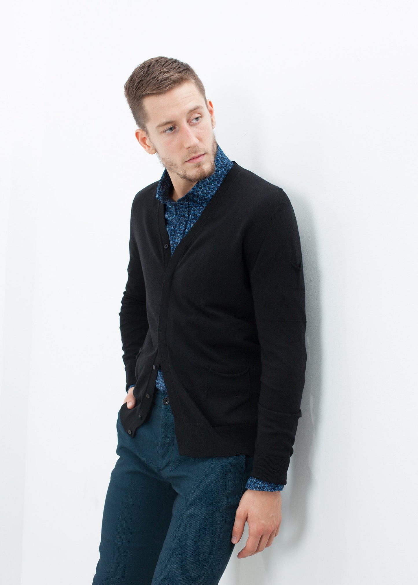 Hidden Placket Cardigan in Black - annaclothes