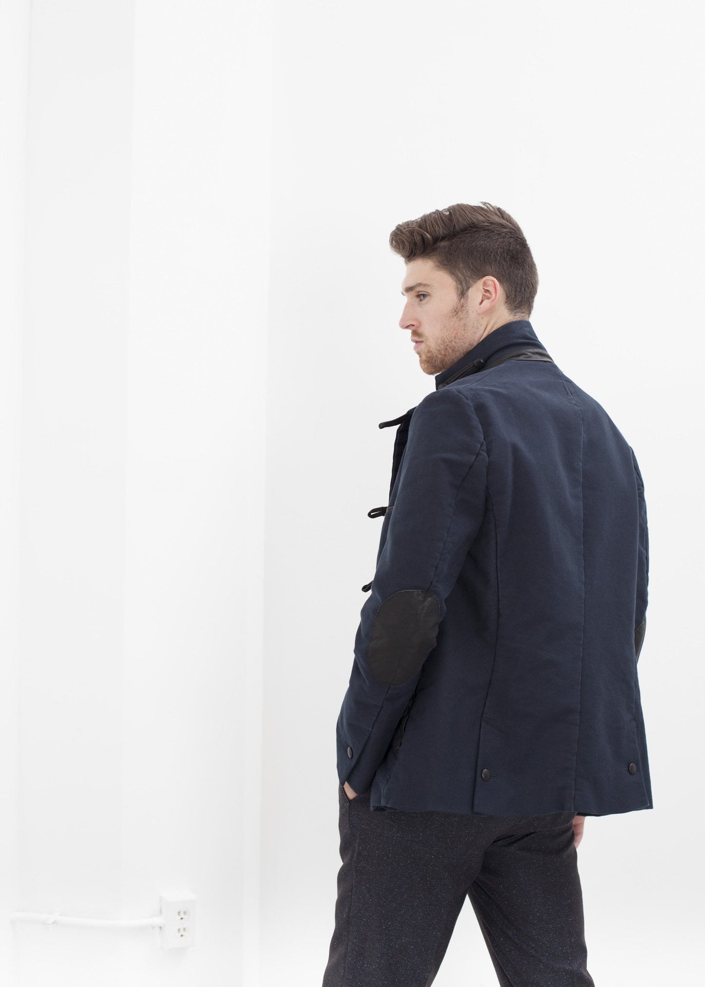 Taurin Jacket in Navy - annaclothes