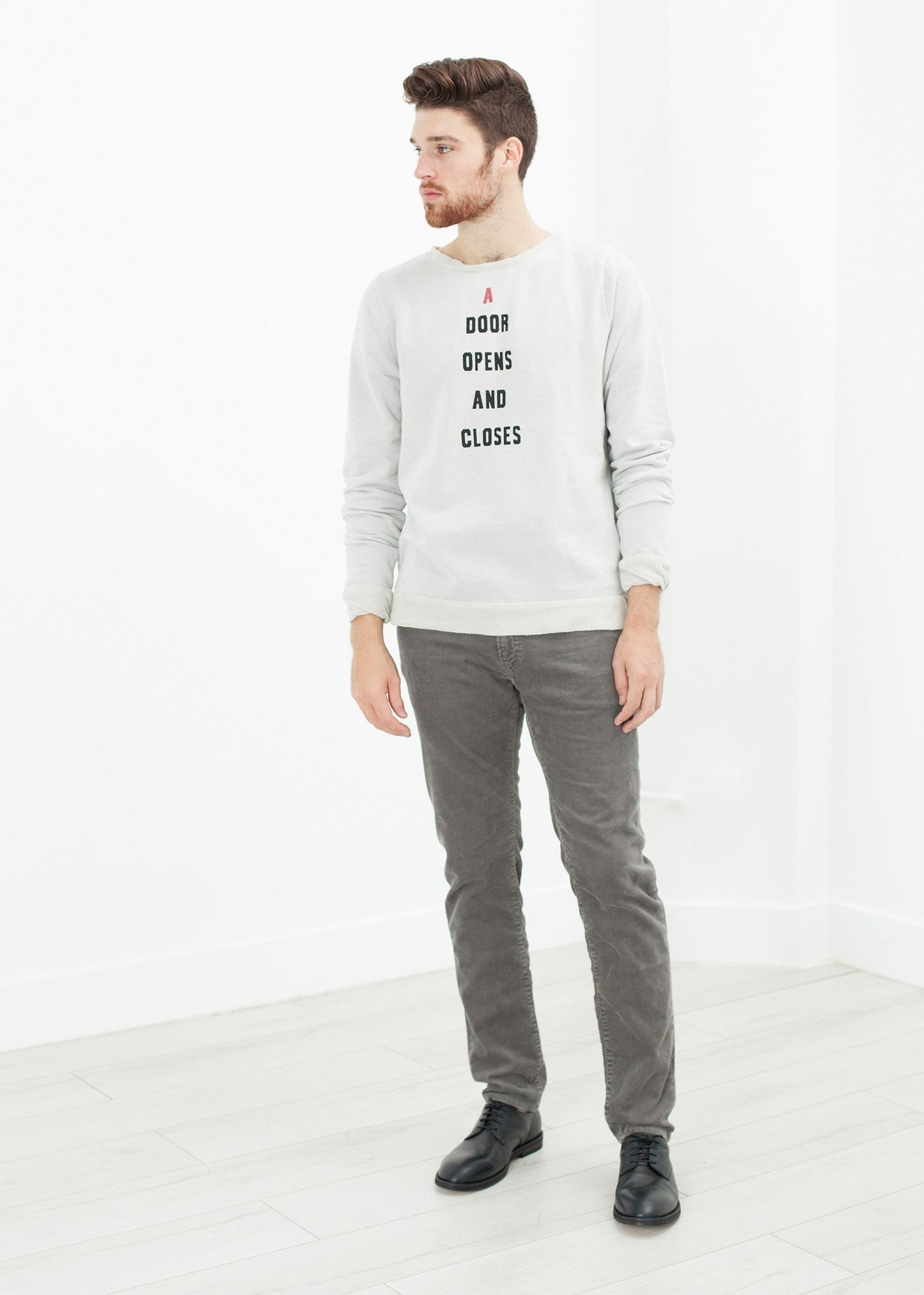 Vintage Sweatshirt in Light Grey - annaclothes