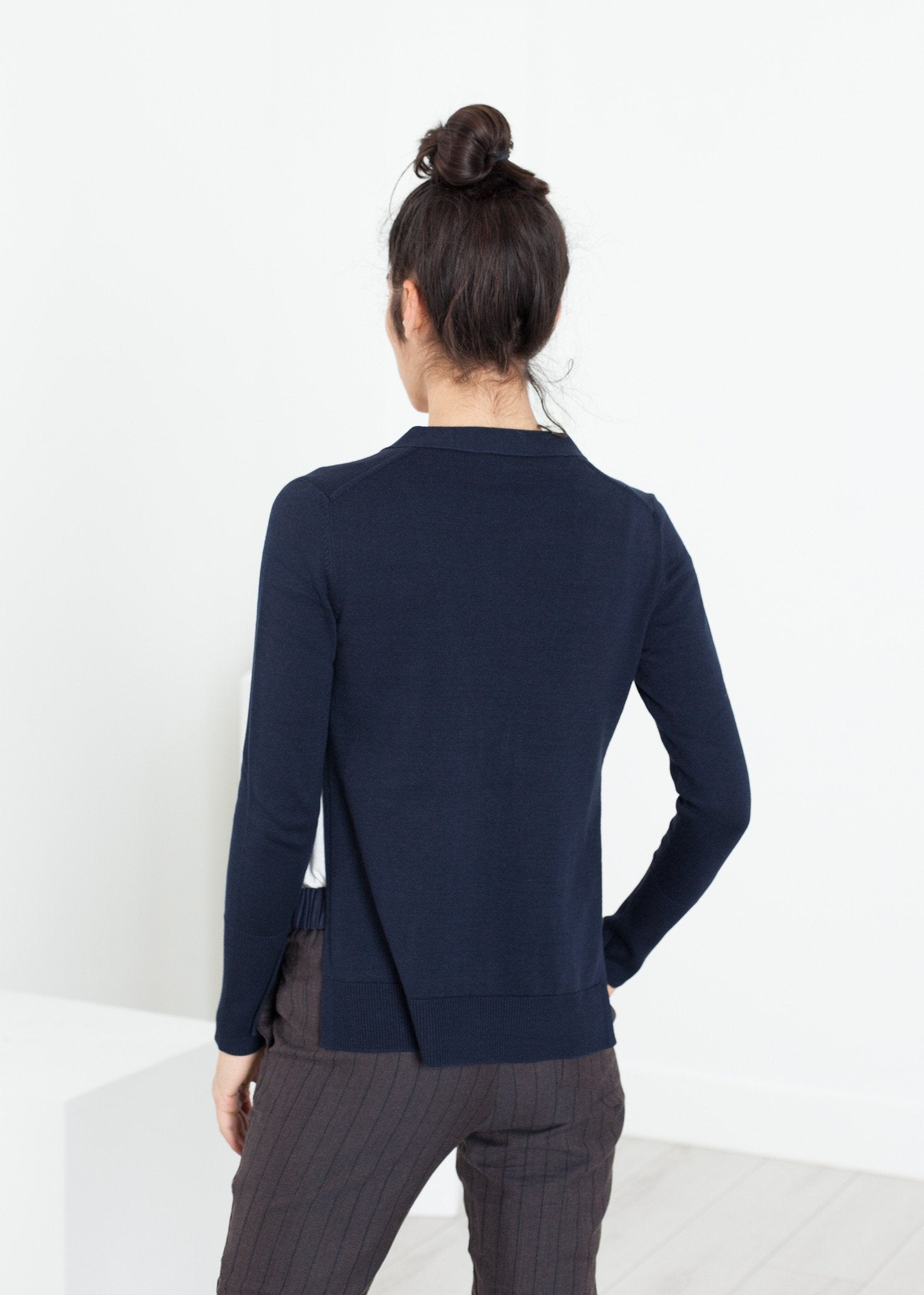 Square Cardigan in Navy - annaclothes