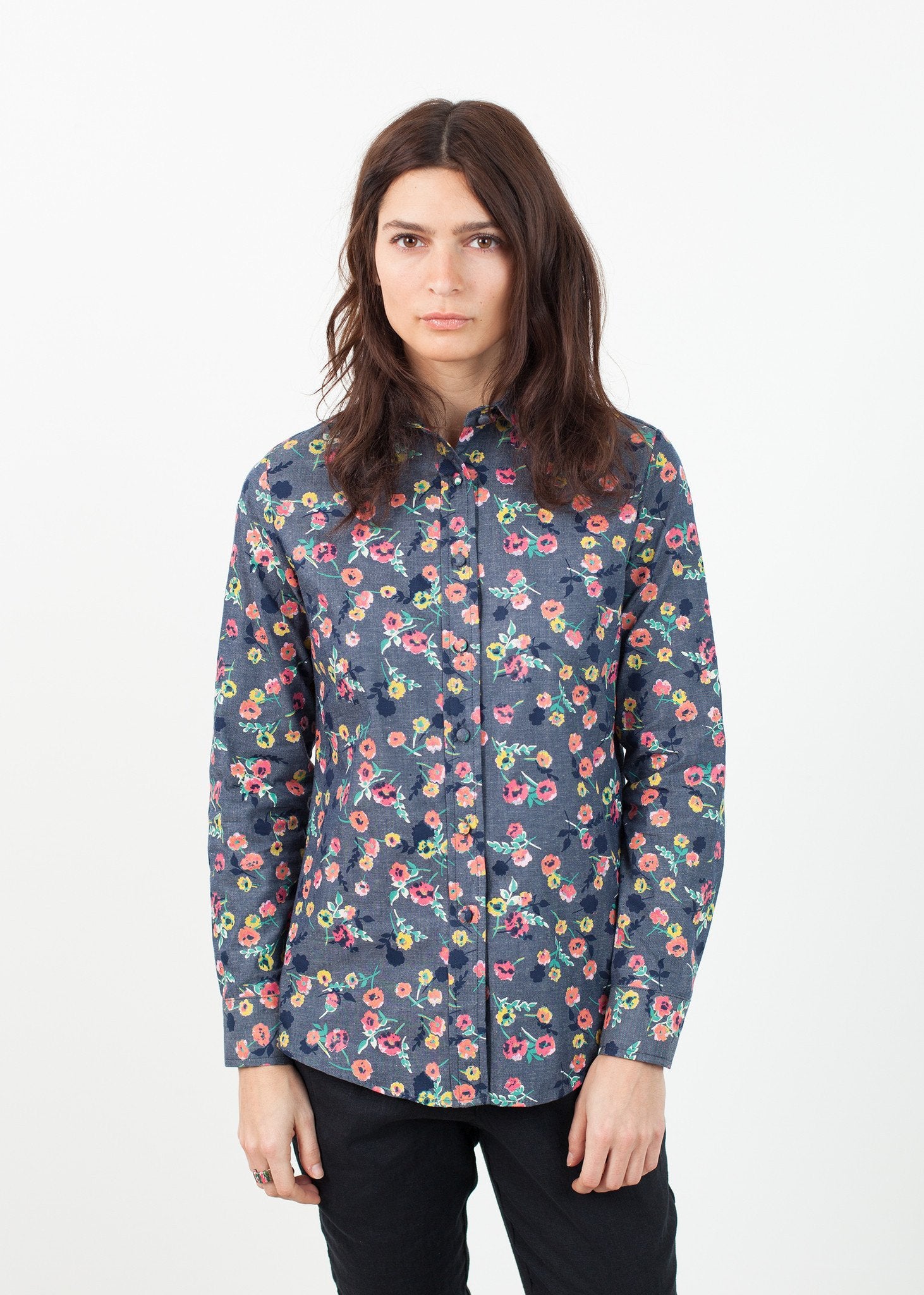 Long Sleeve Blouse in Black/Floral - annaclothes