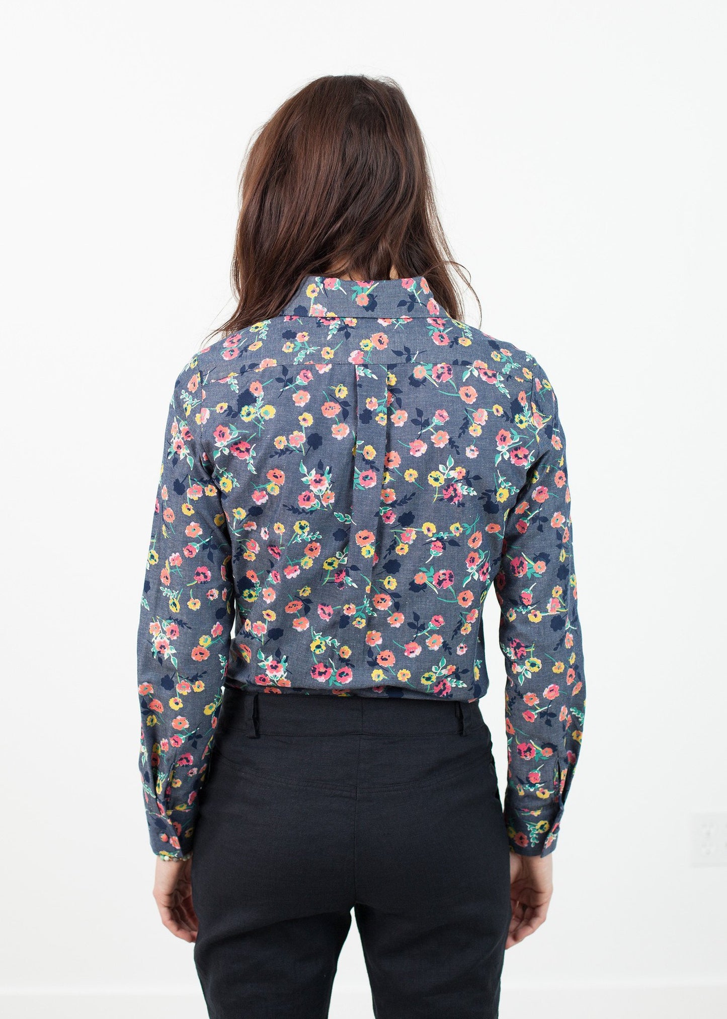 Long Sleeve Blouse in Black/Floral - annaclothes