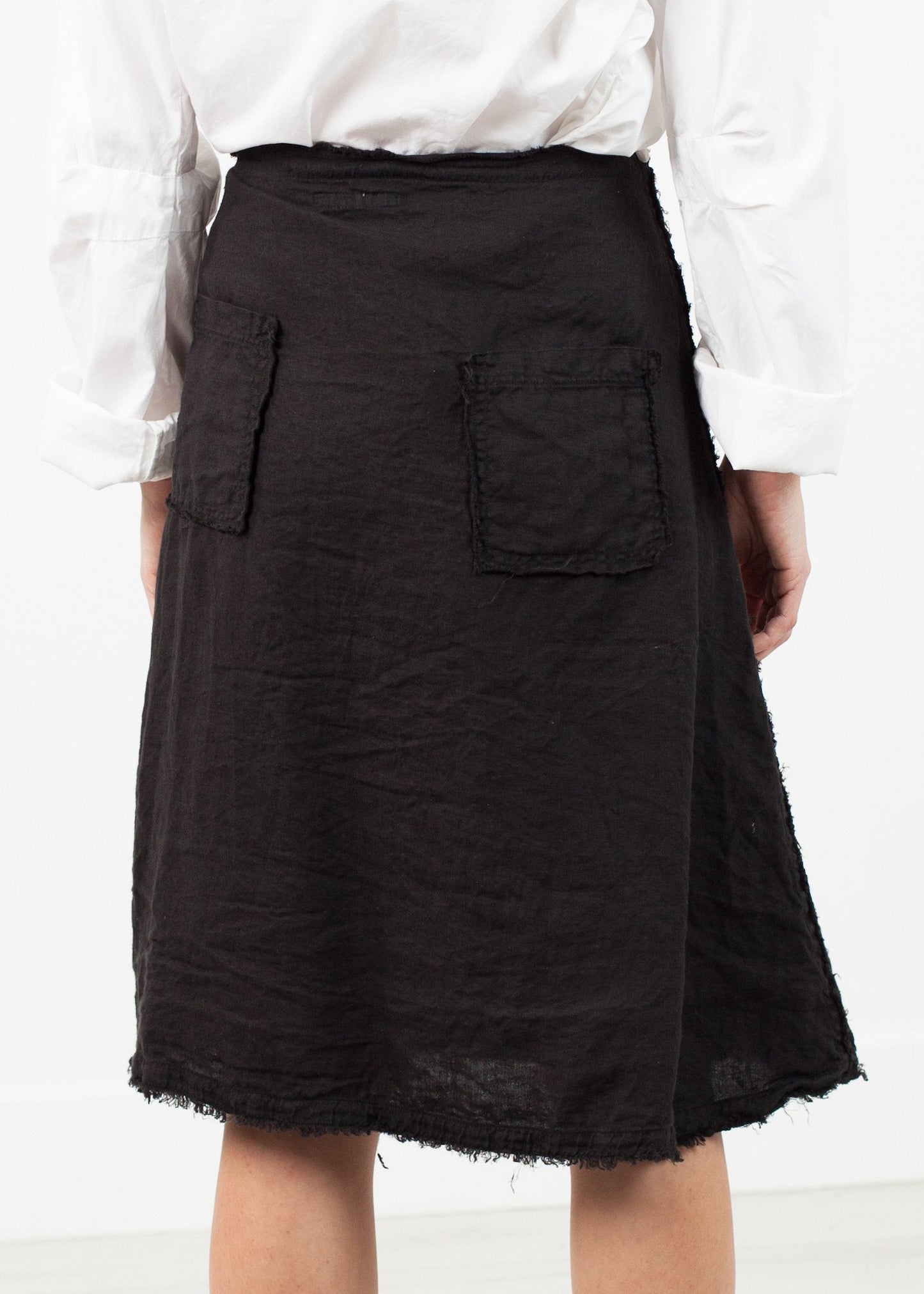 Wrap Snap Skirt in Black - annaclothes