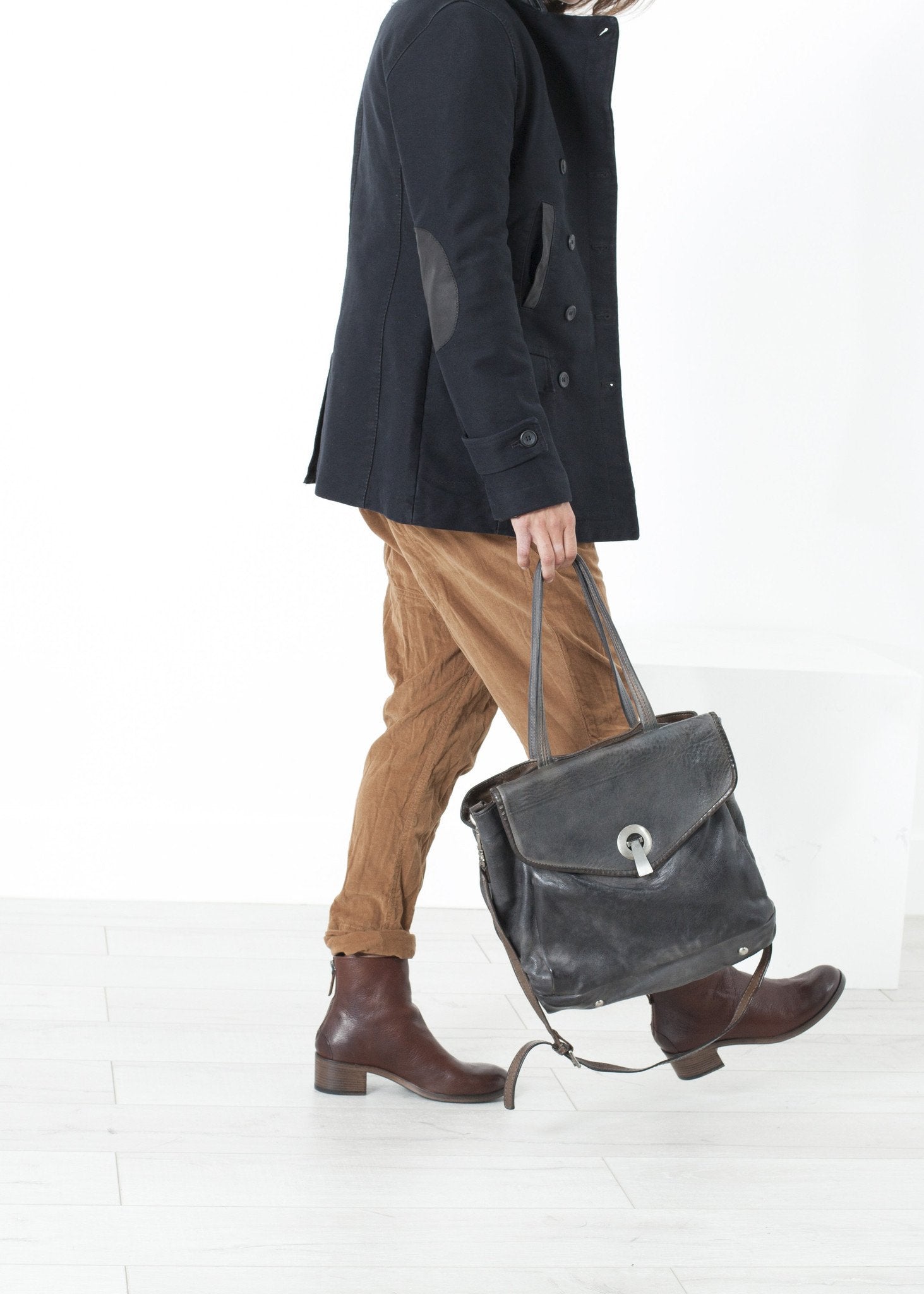 Zola Coat in Black - annaclothes