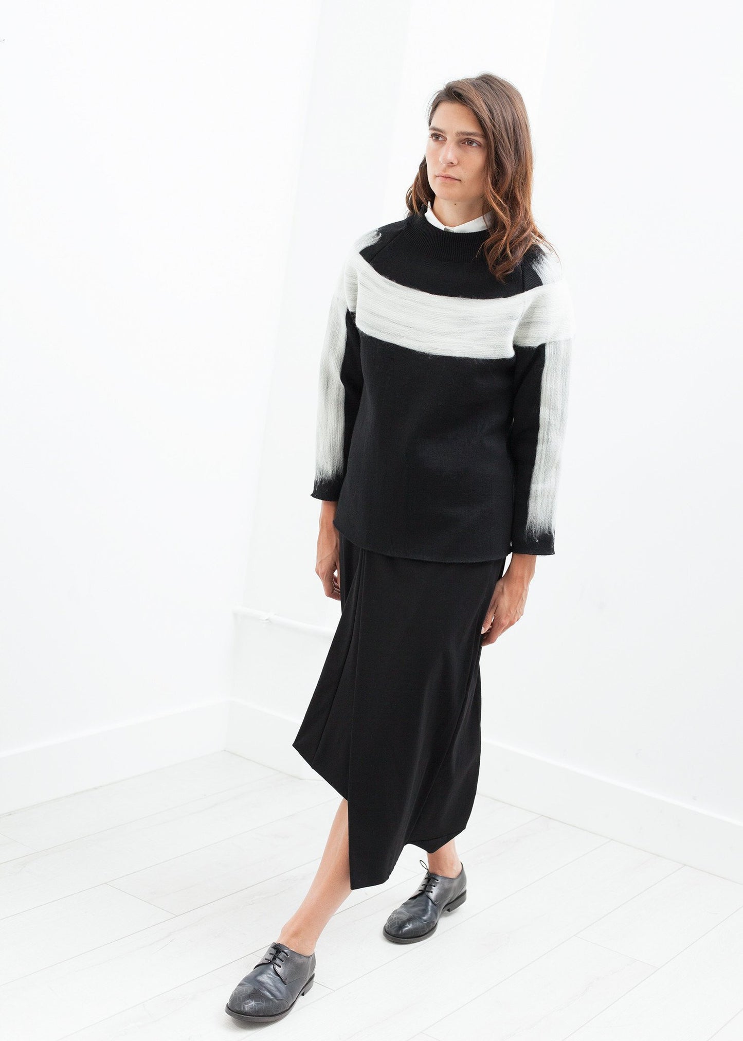 Contrast Felted Sweater in Black - annaclothes