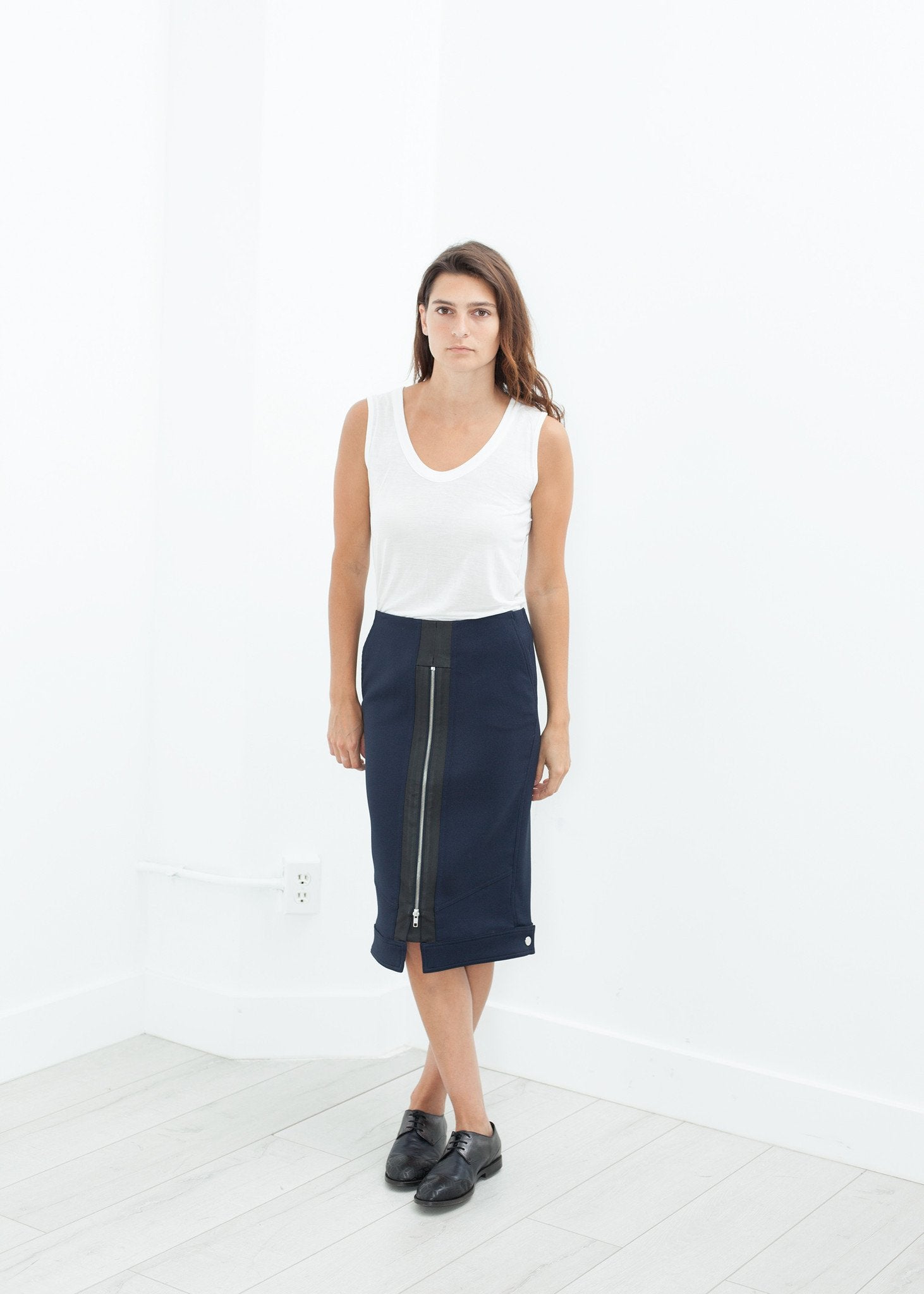 Contrast Zipper Skirt in Navy - annaclothes