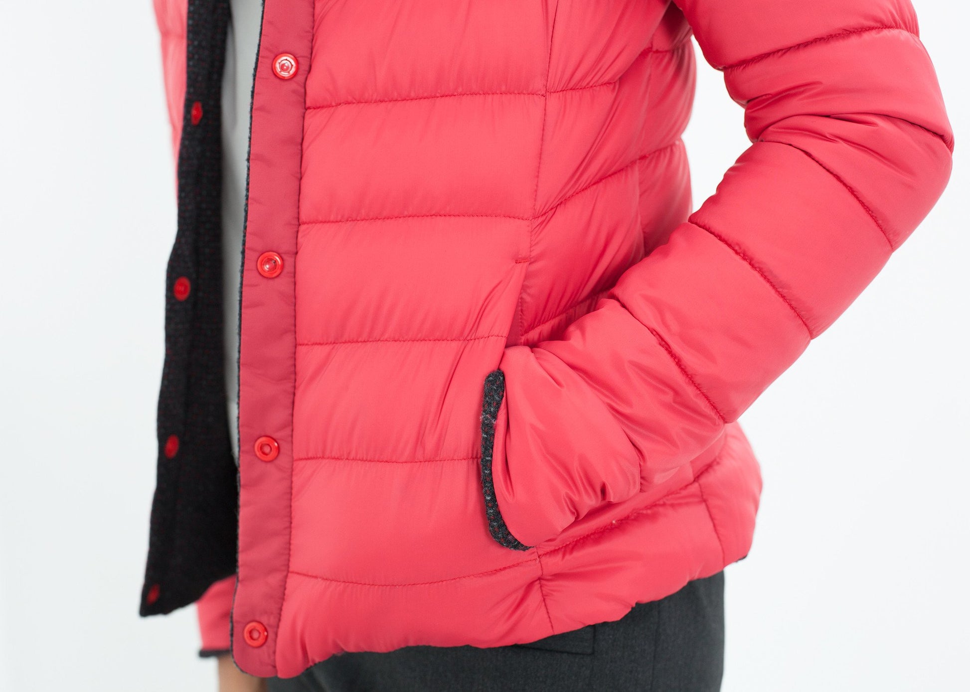 Camelia Reversible Jacket in Black/Red - annaclothes