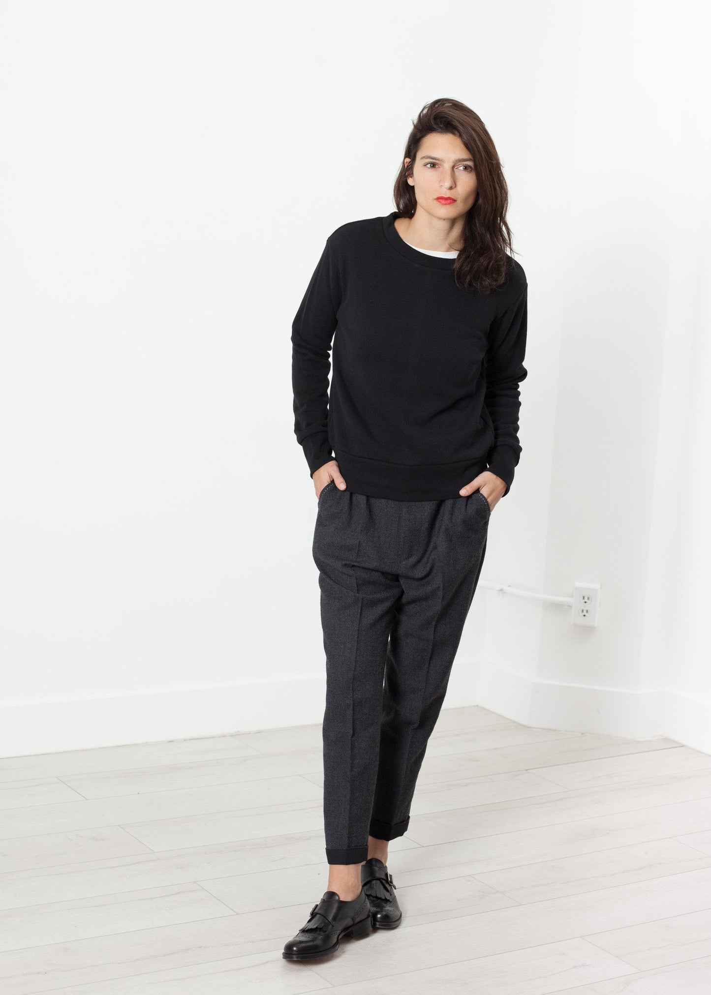 Loopwheeler Sweatshirt in Black - annaclothes