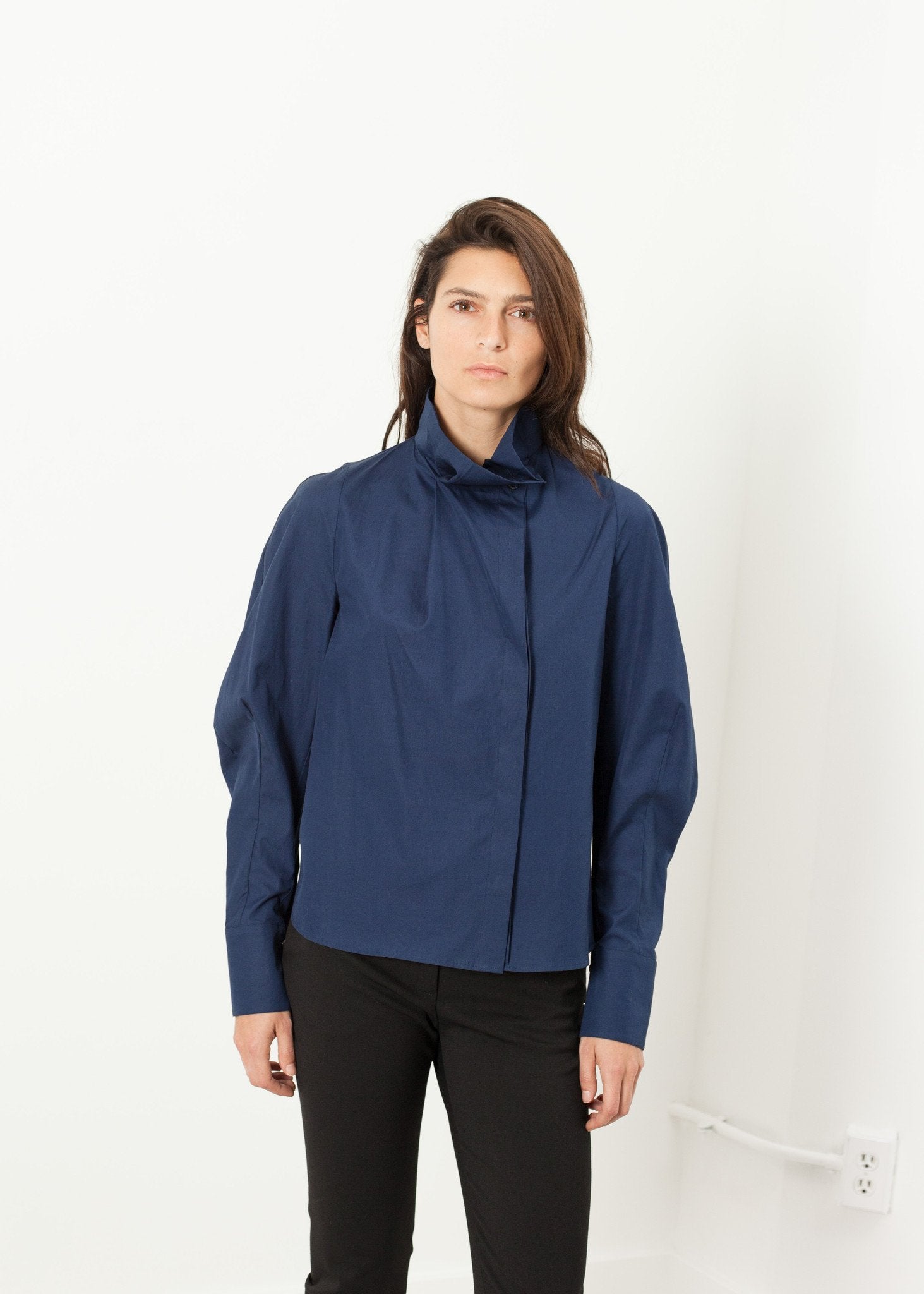 Full Collar Poplin Blouse in Navy - annaclothes