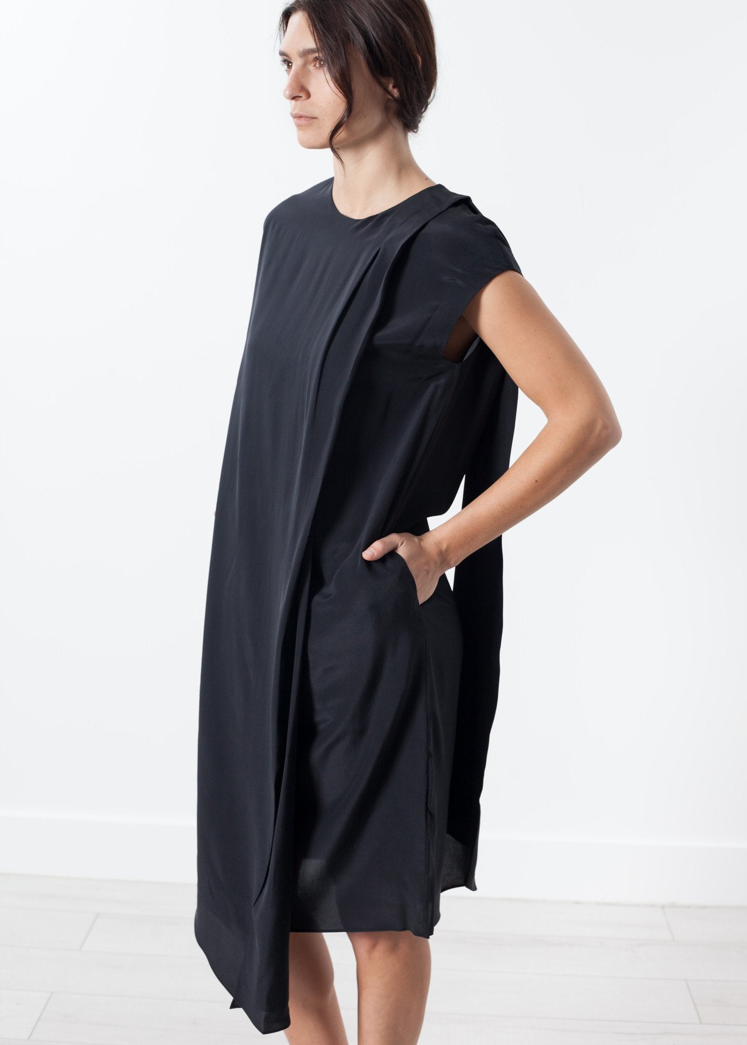 Elvira Dress in Black - annaclothes