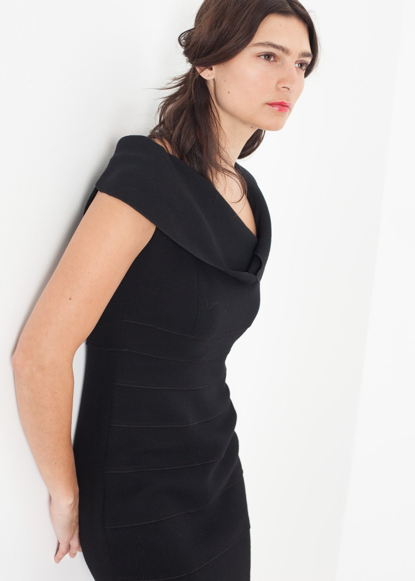 Asymmetric Dress in Black - annaclothes