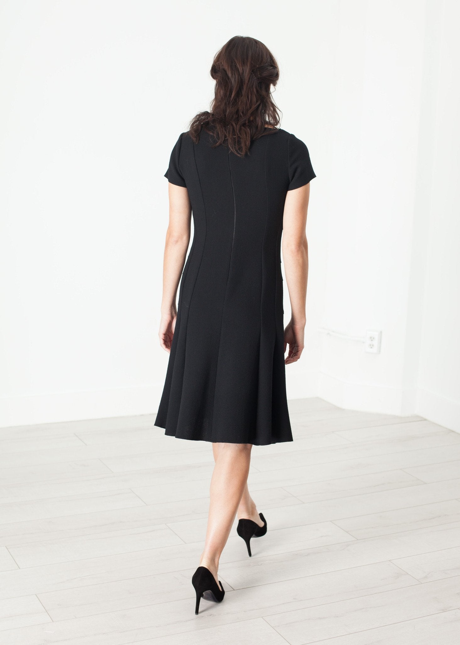 Lined Silhouette Dress in Black - annaclothes