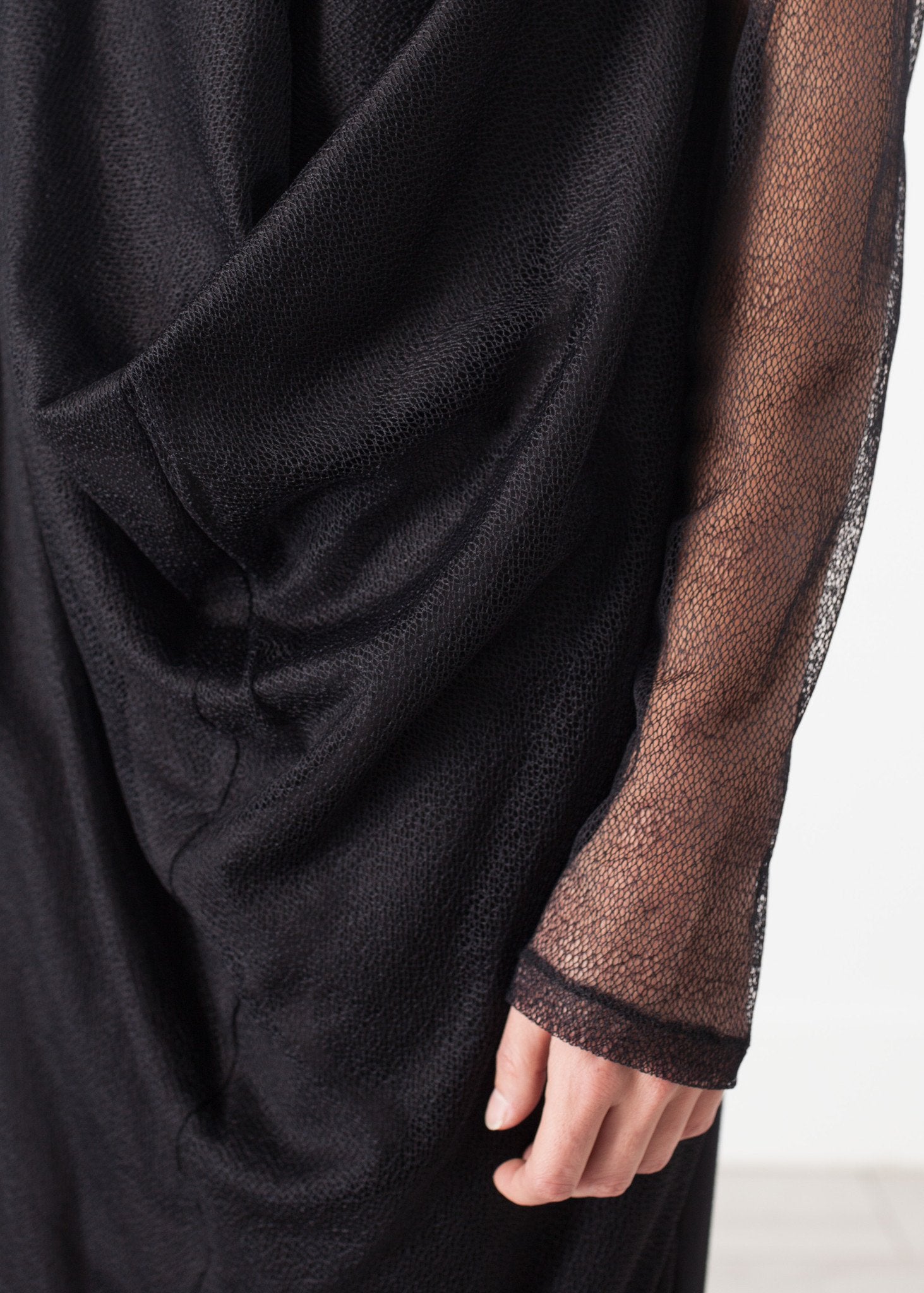 Net Dress in Black - annaclothes