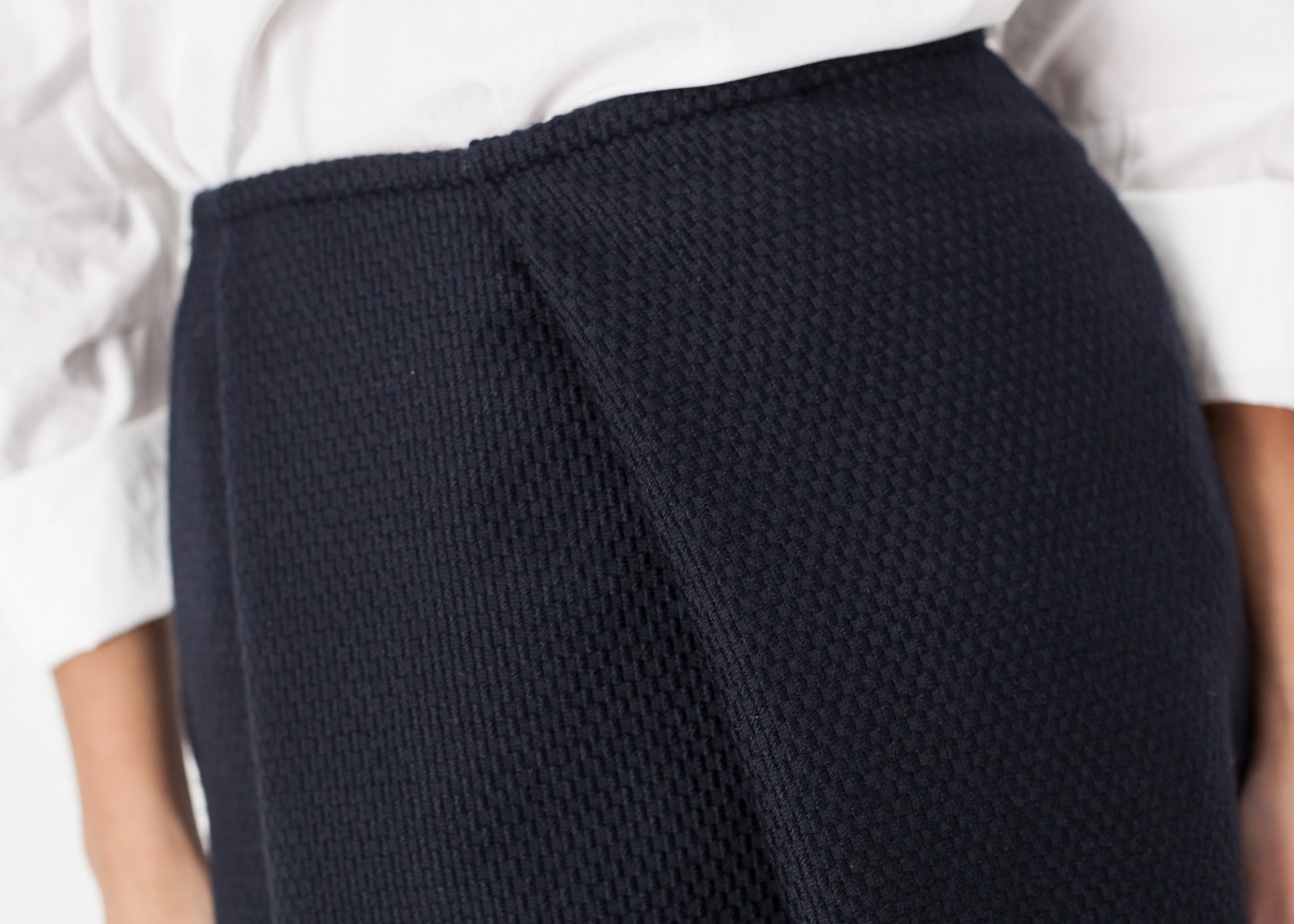 Pleated Wool Skirt in Navy - annaclothes