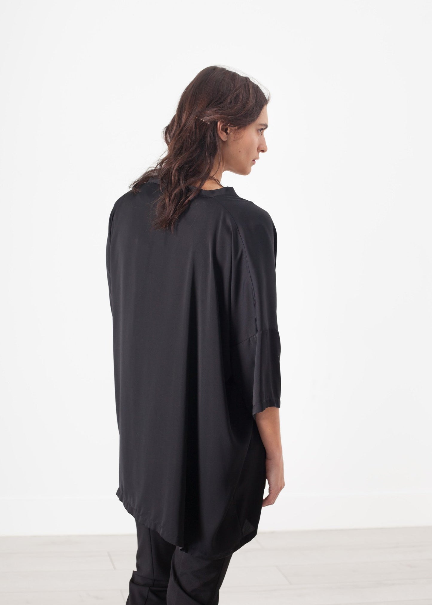 Unbalanced Cardigan in Black - annaclothes
