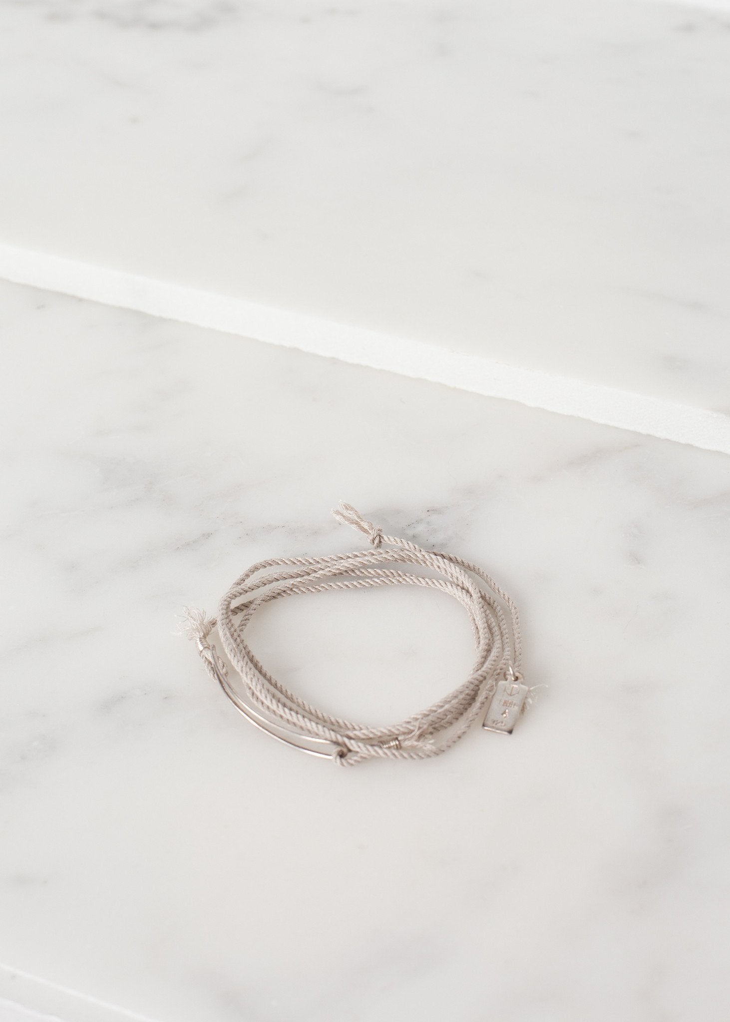 Bracelet 85 in Grey Silk/Silver - annaclothes