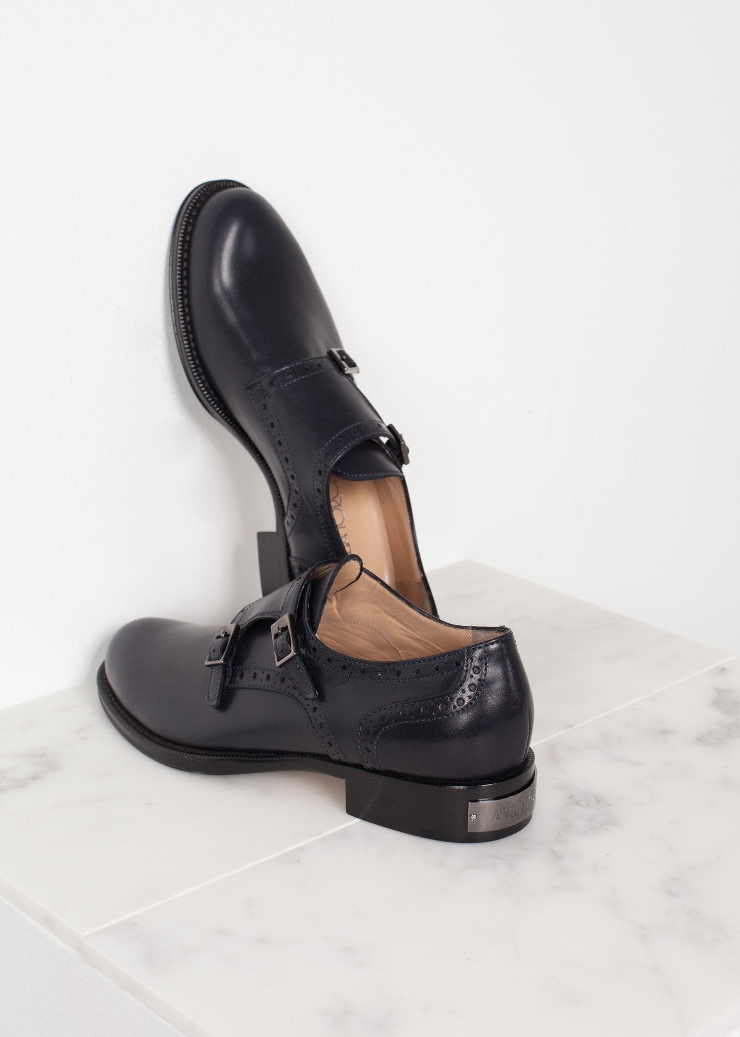 Buckle Shoe in Navy - annaclothes