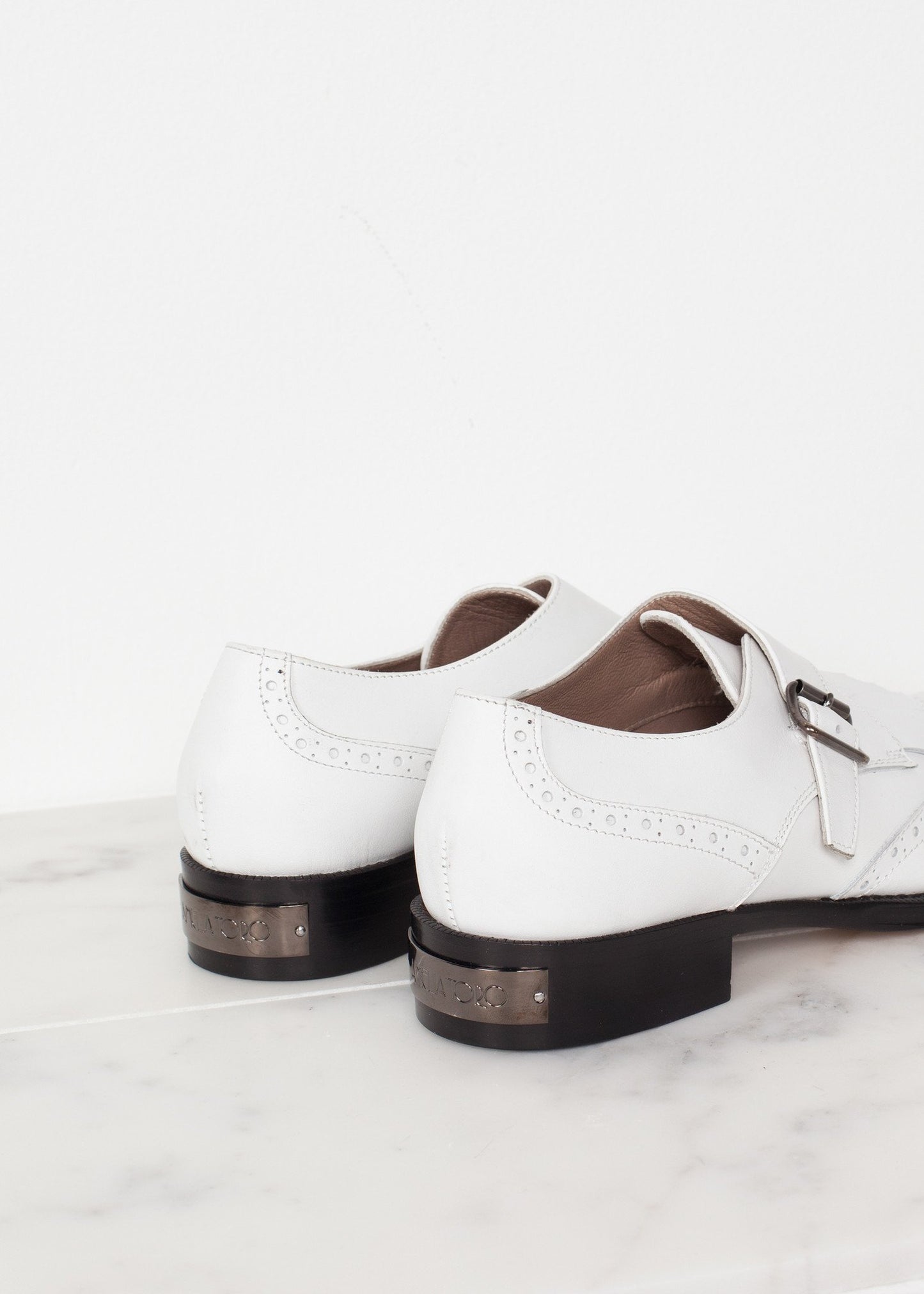 Golf Shoe in White - annaclothes