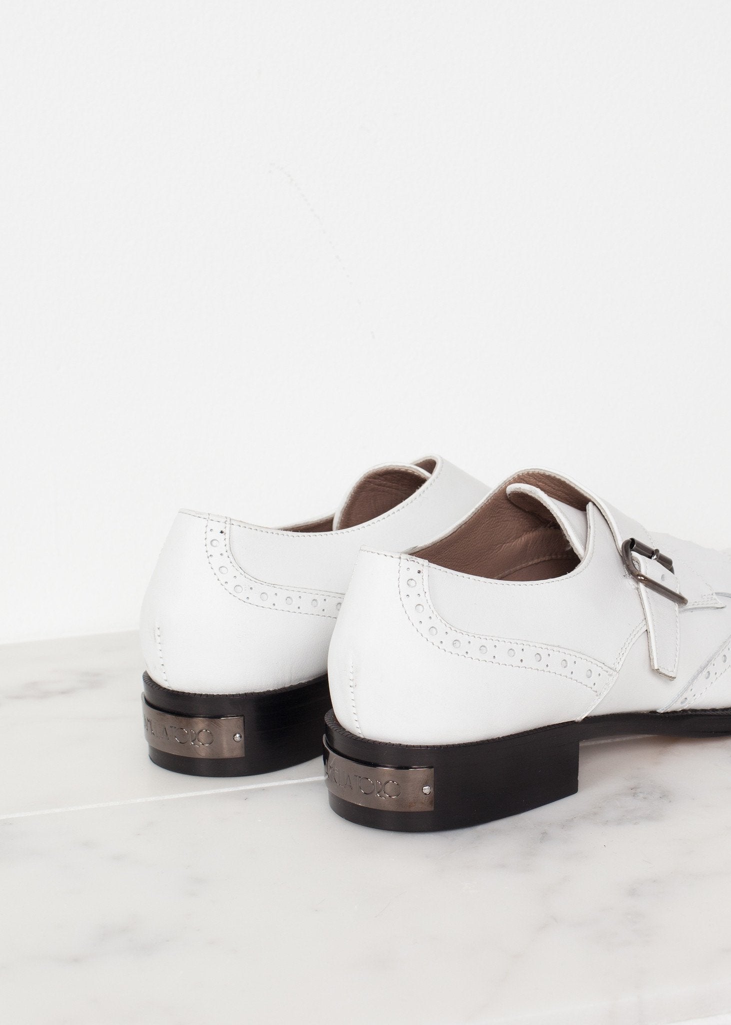 Golf Shoe in White - annaclothes
