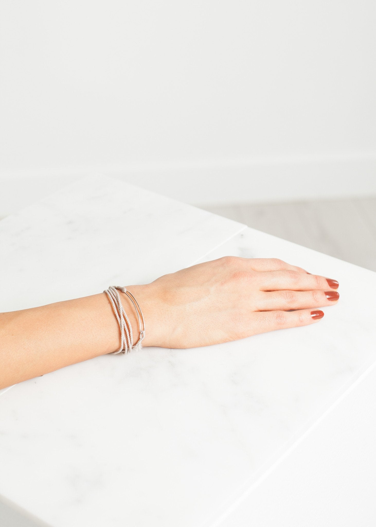 Bracelet 85 in Grey Silk/Silver - annaclothes