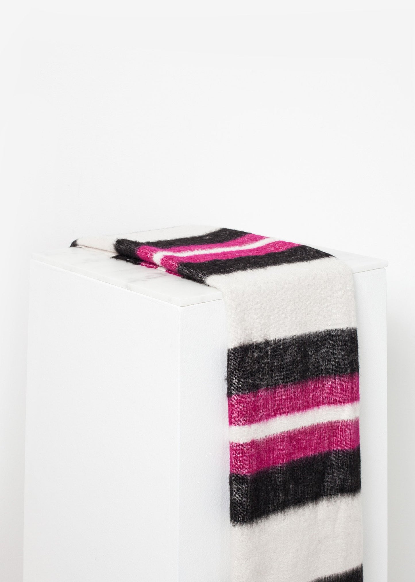 Dolpo Shawl in Red Multi - annaclothes