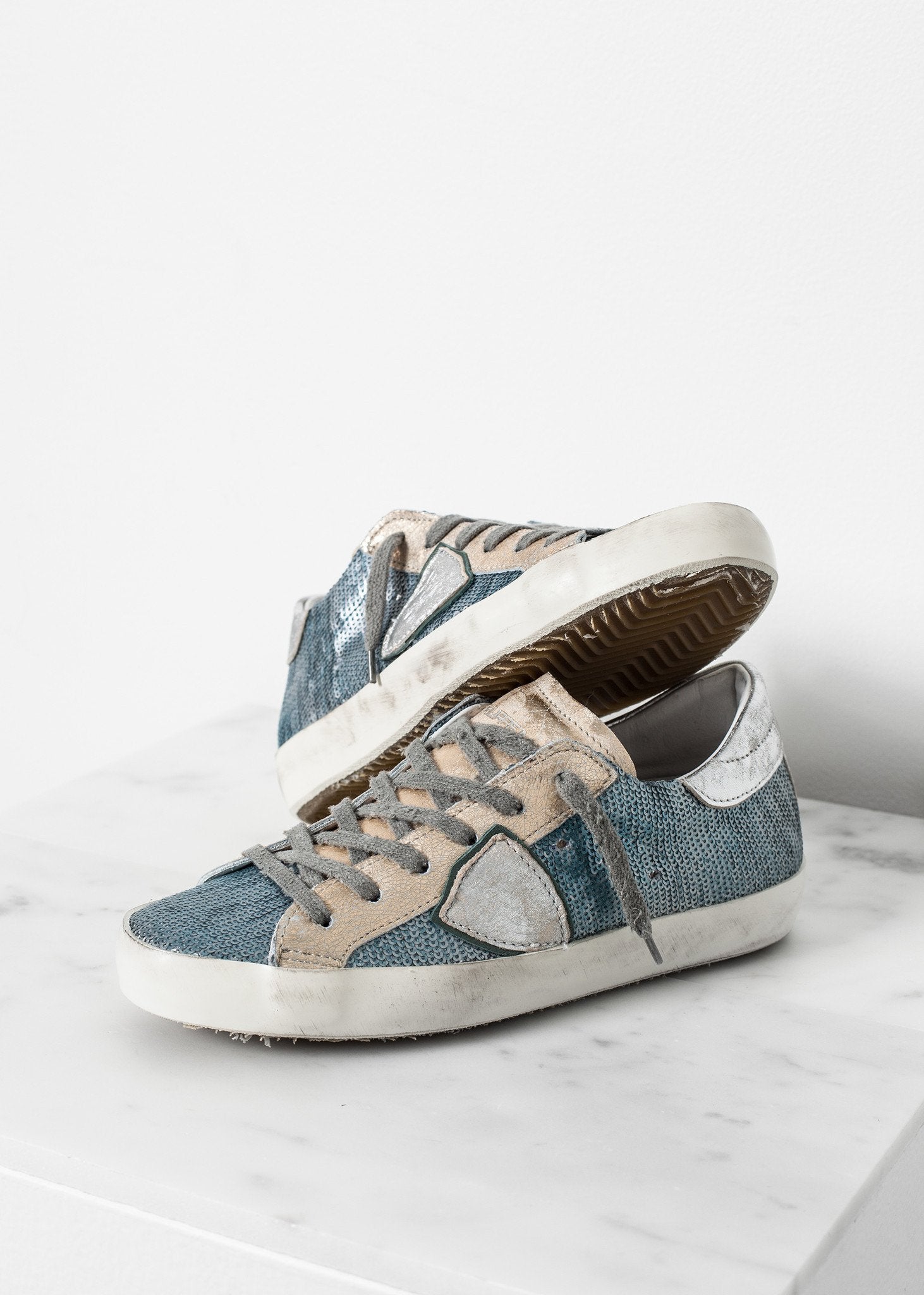 Metallic Sequin Low Top Sneaker - annaclothes