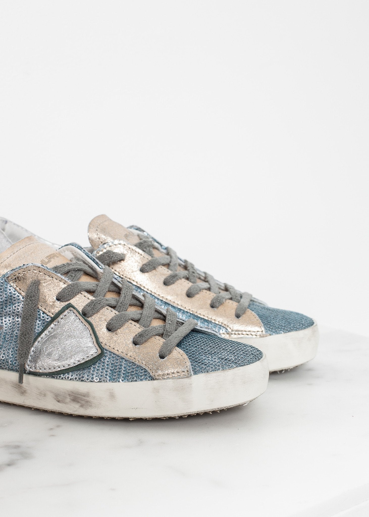 Metallic Sequin Low Top Sneaker - annaclothes