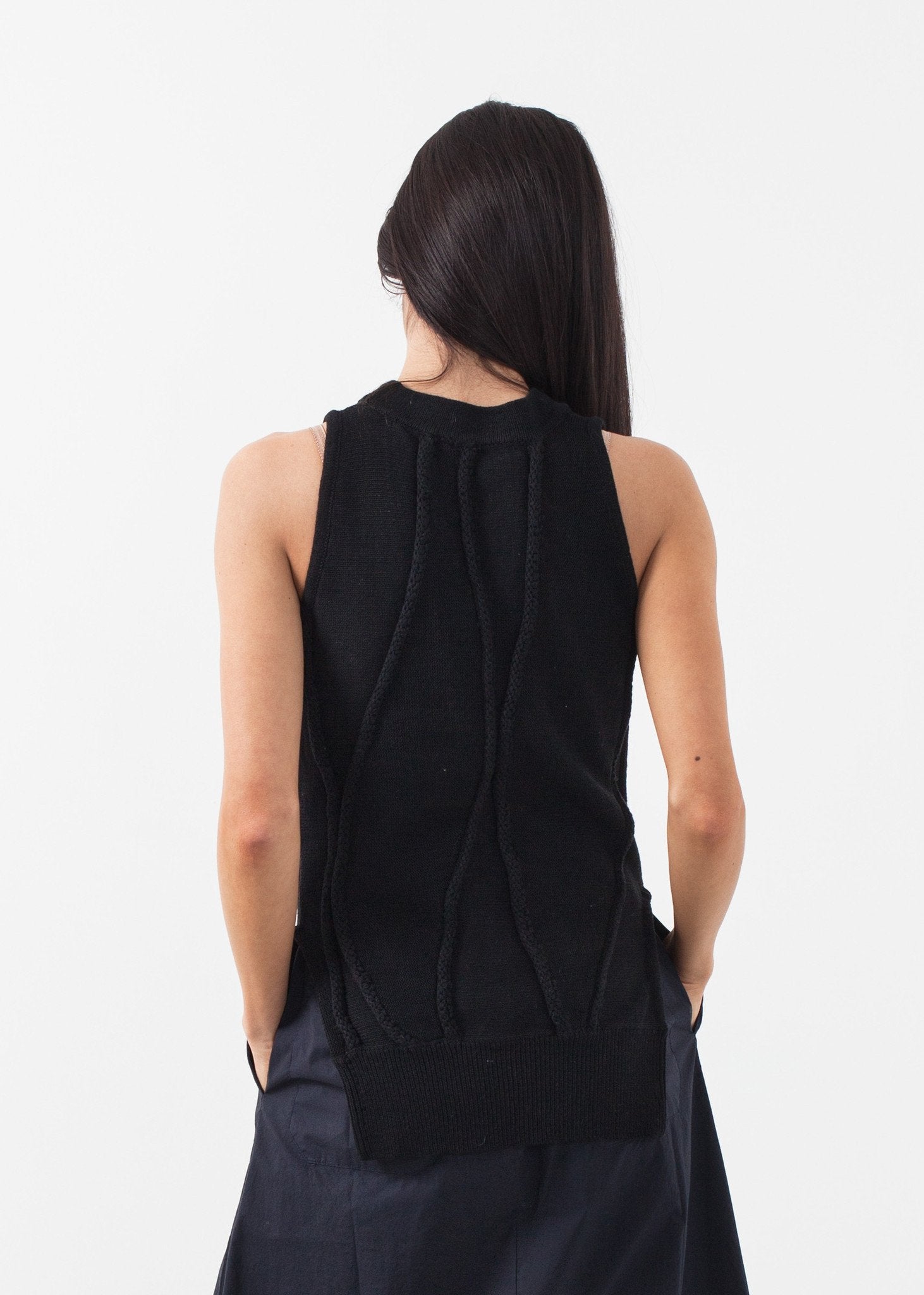 Curved Stripe Knit Tank - annaclothes