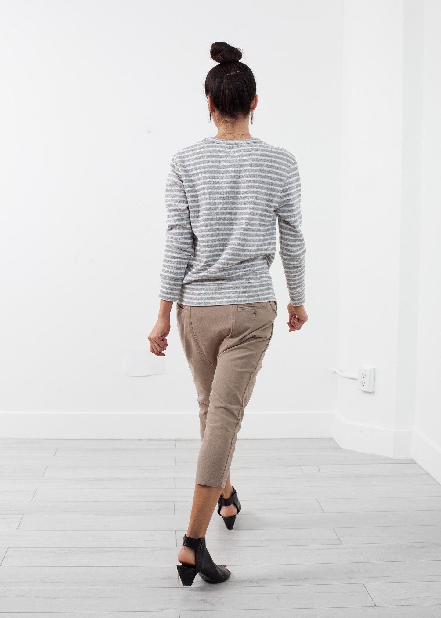 Striped Pullover - annaclothes