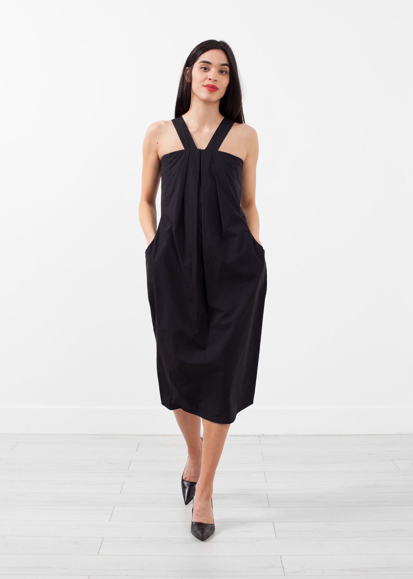 V-Strap Pocket Dress - annaclothes