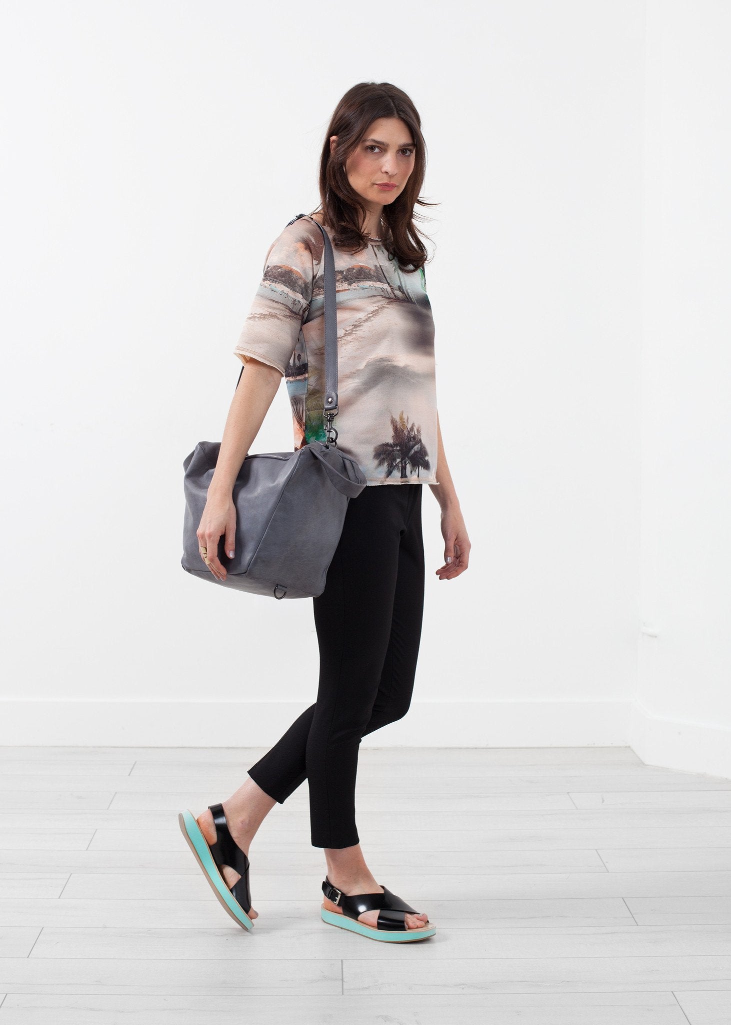 Pat Raglan Tee - annaclothes