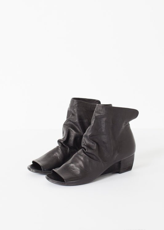 Block Wedge in Black - annaclothes