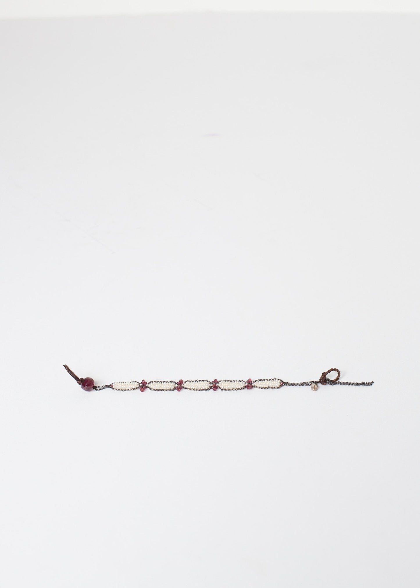 Garnet Bracelet in Frothy Pearl - annaclothes
