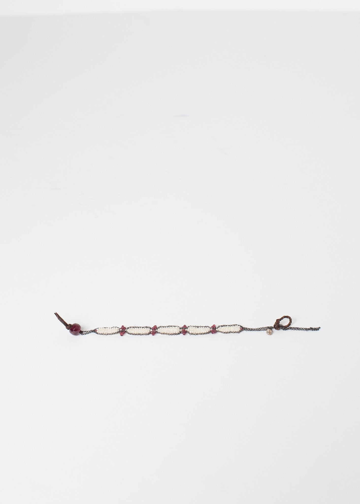 Garnet Bracelet in Frothy Pearl - annaclothes