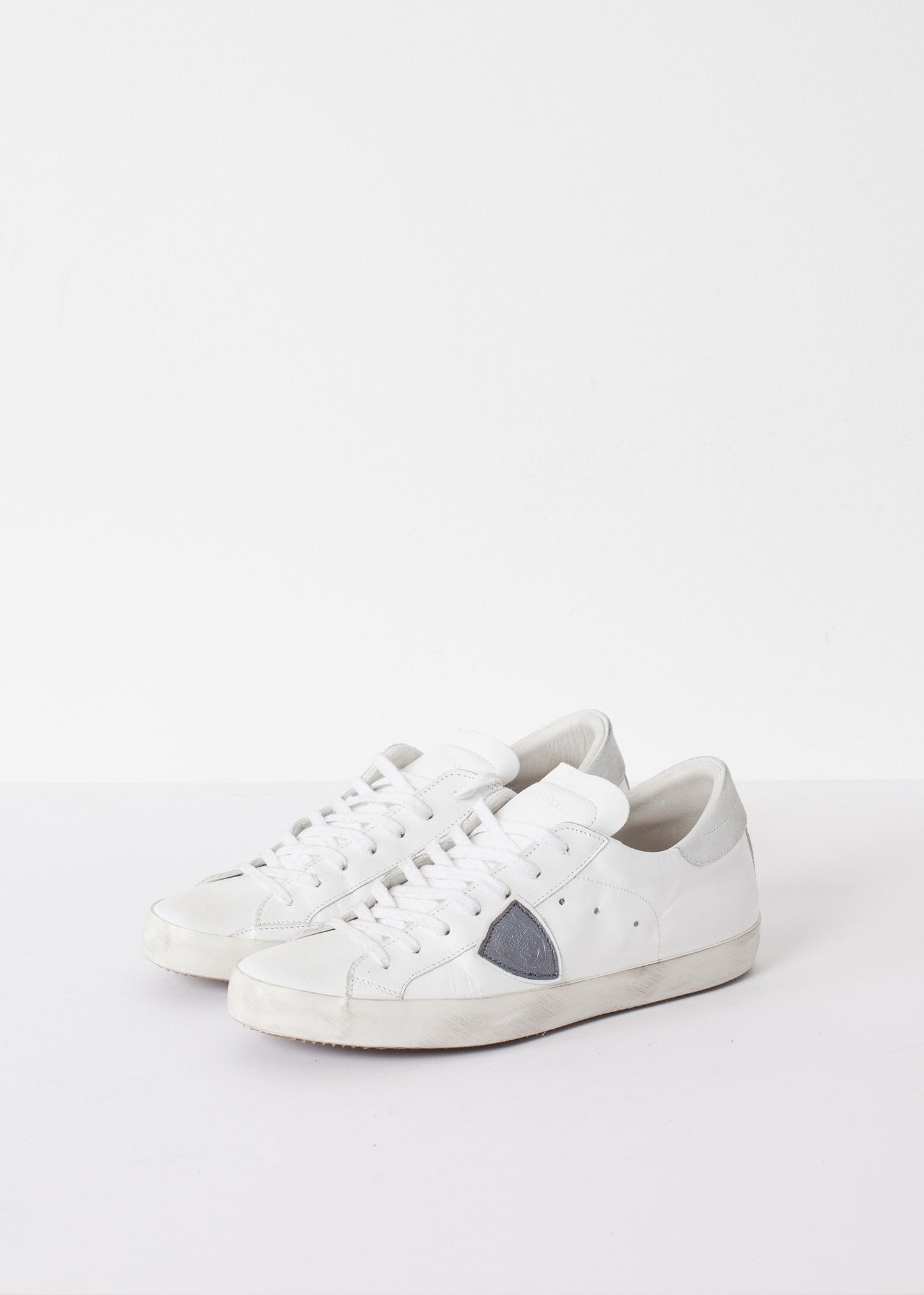 Low Top Sneaker - annaclothes