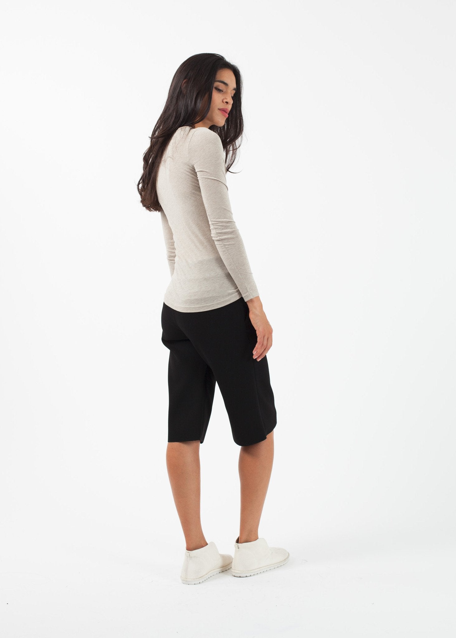 Long Sleeved Tee - annaclothes