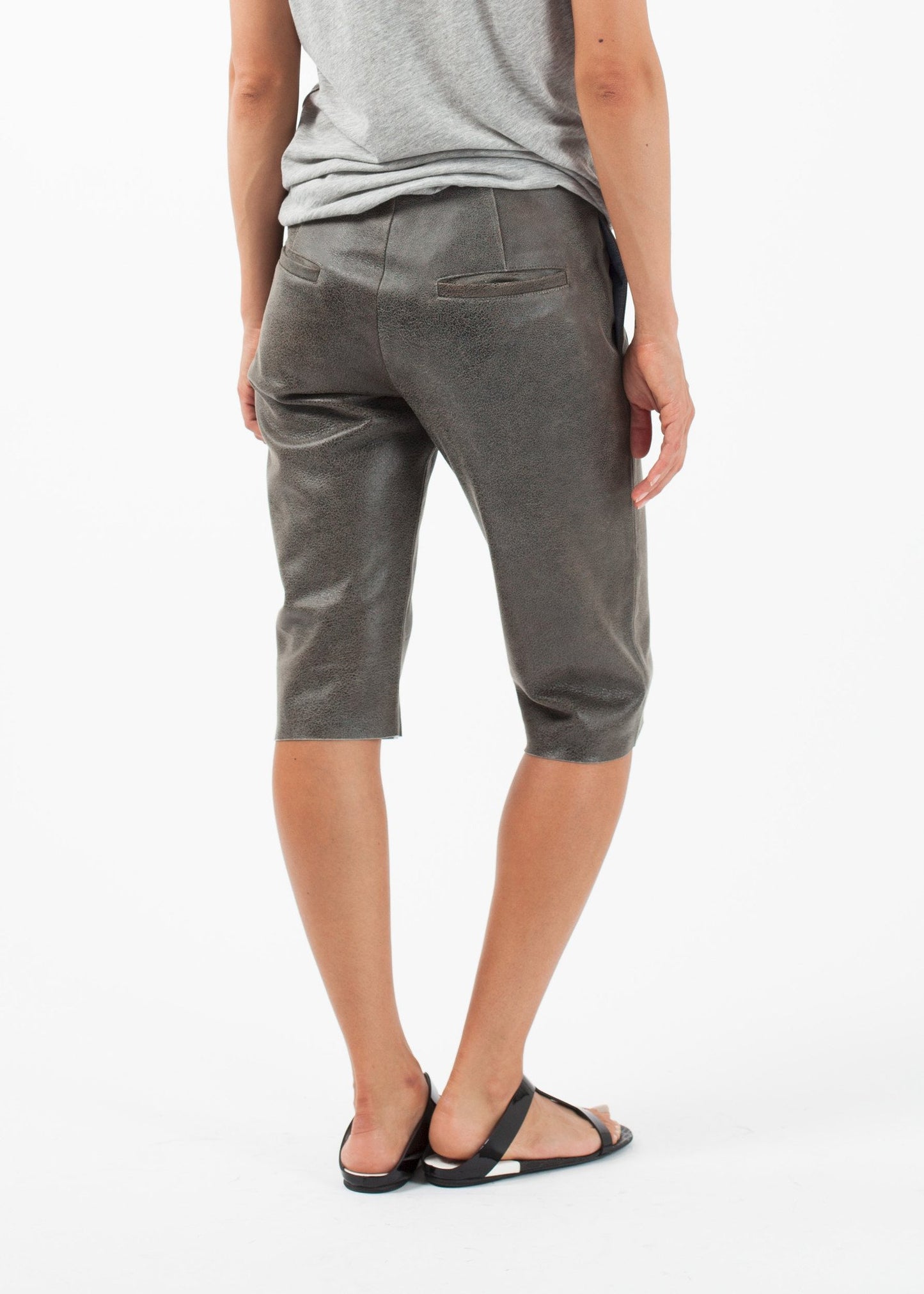 Leather Cut-Off - annaclothes
